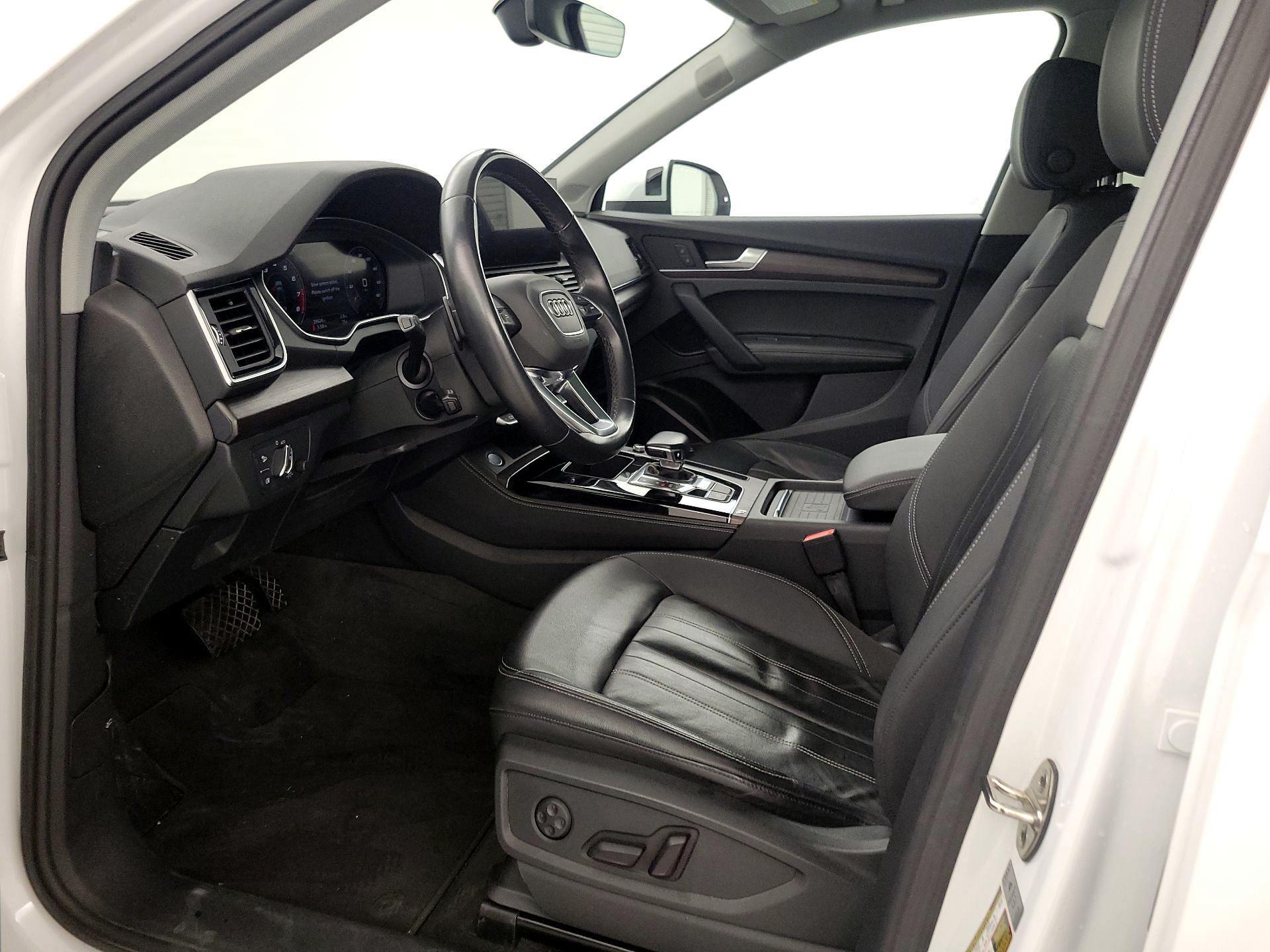 Thumbnail: 2021 Audi Q5 - 11