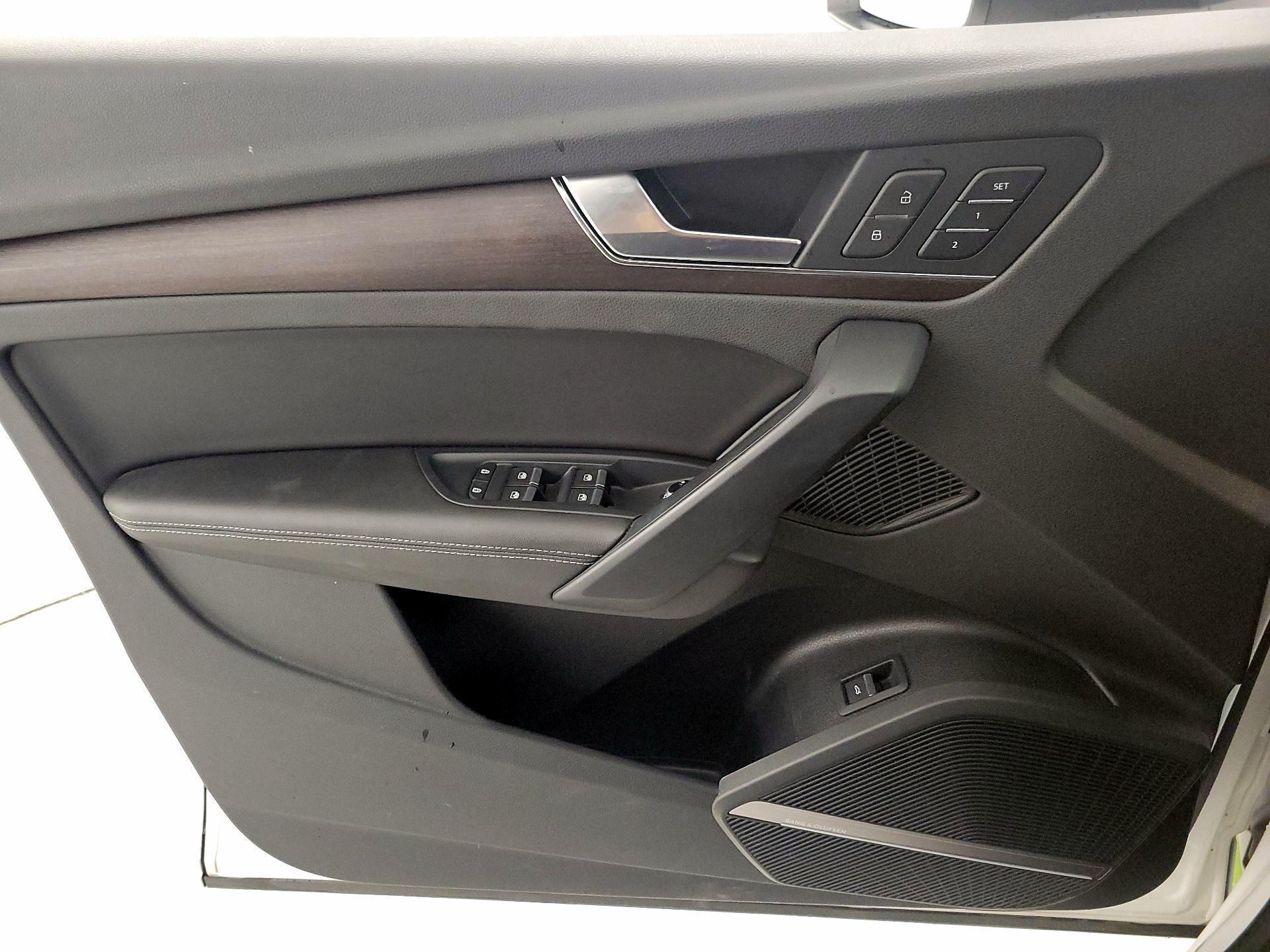 Thumbnail: 2021 Audi Q5 - 12