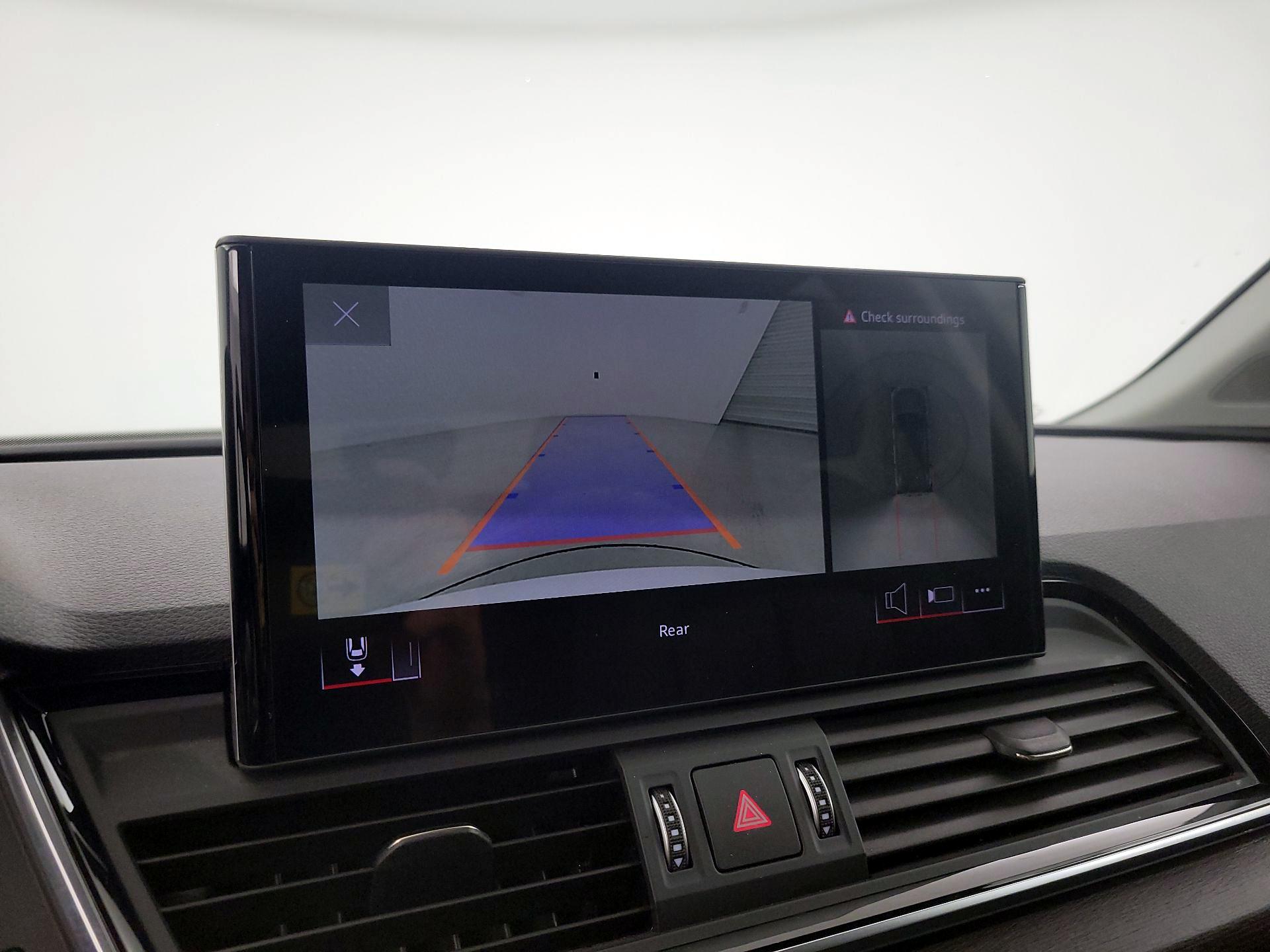 Thumbnail: 2021 Audi Q5 - 14