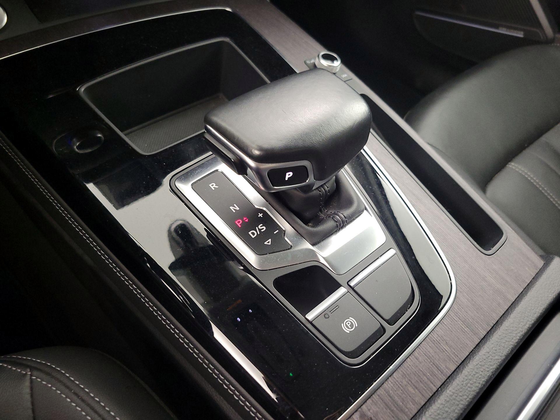 Thumbnail: 2021 Audi Q5 - 17