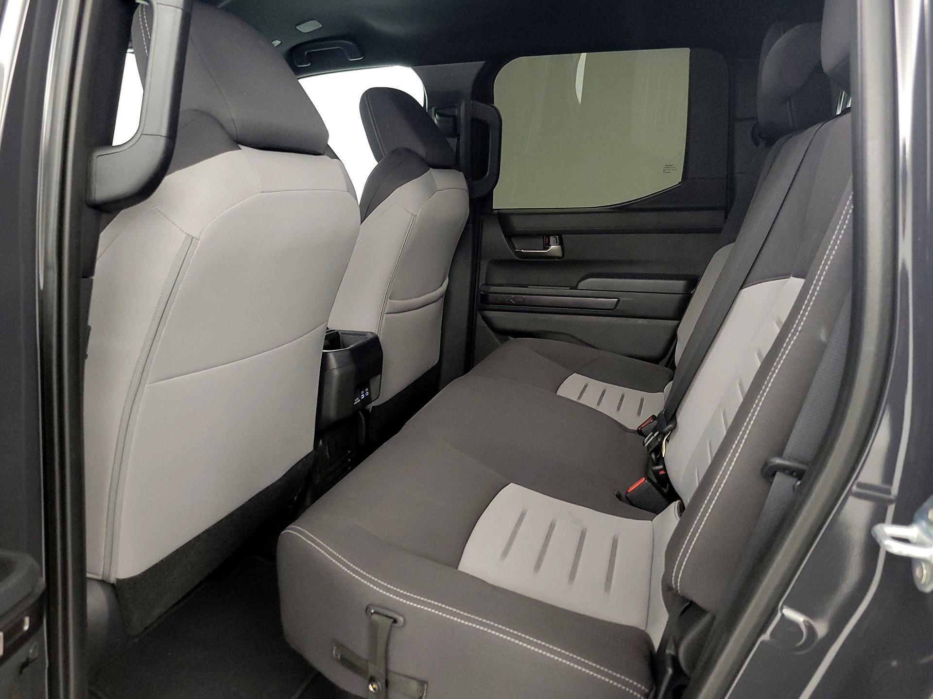 Thumbnail: 2024 Toyota Tacoma - 19