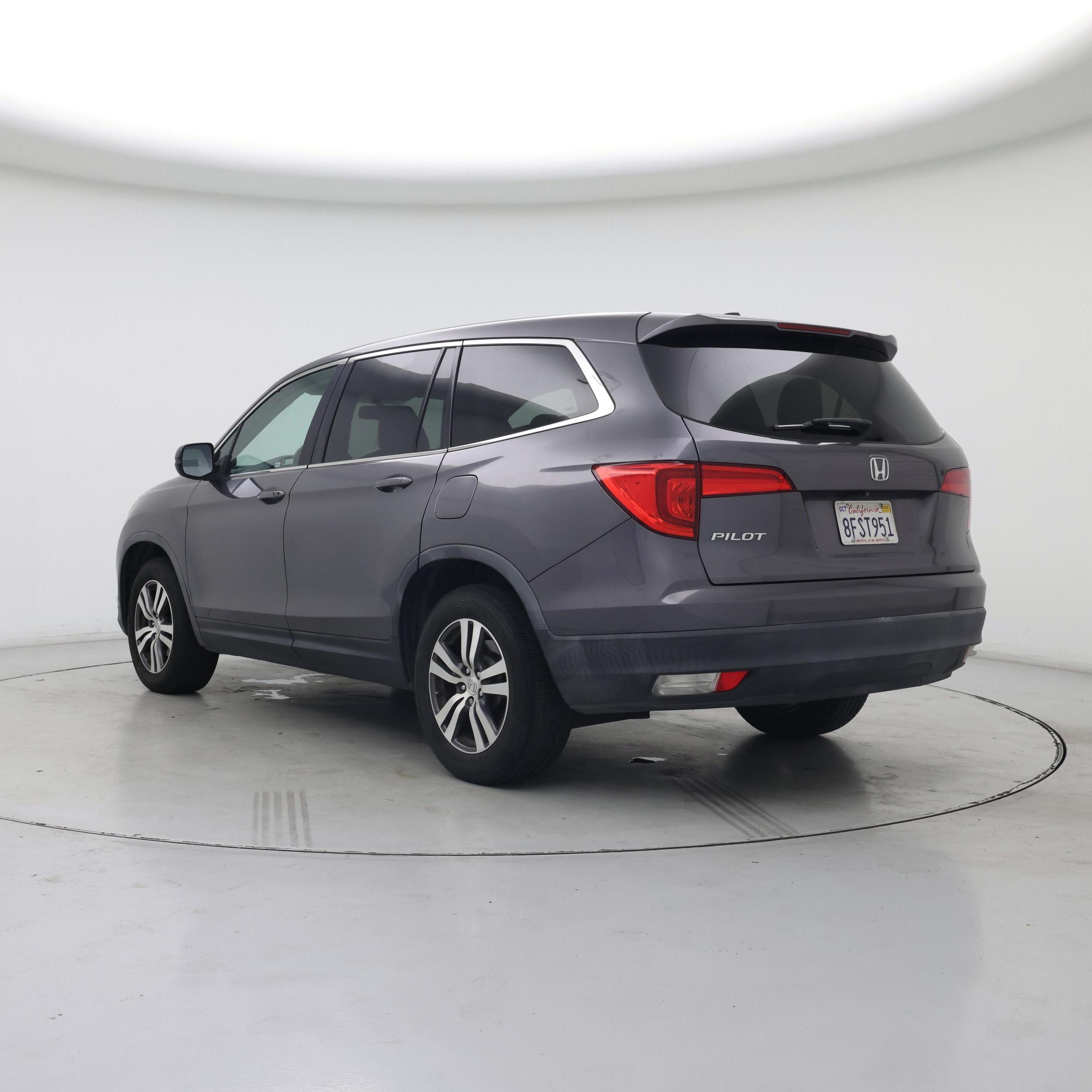 Thumbnail: 2018 Honda Pilot - 2