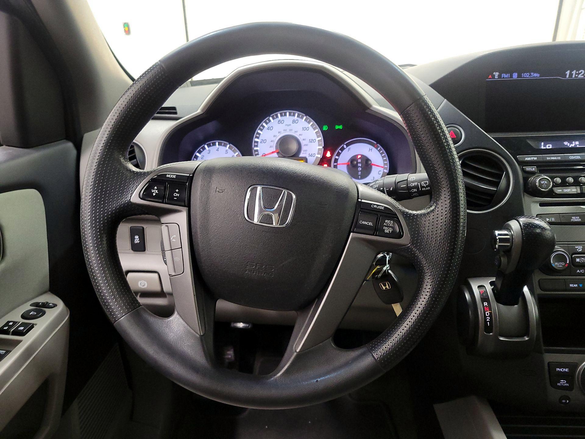Thumbnail: 2015 Honda Pilot - 10