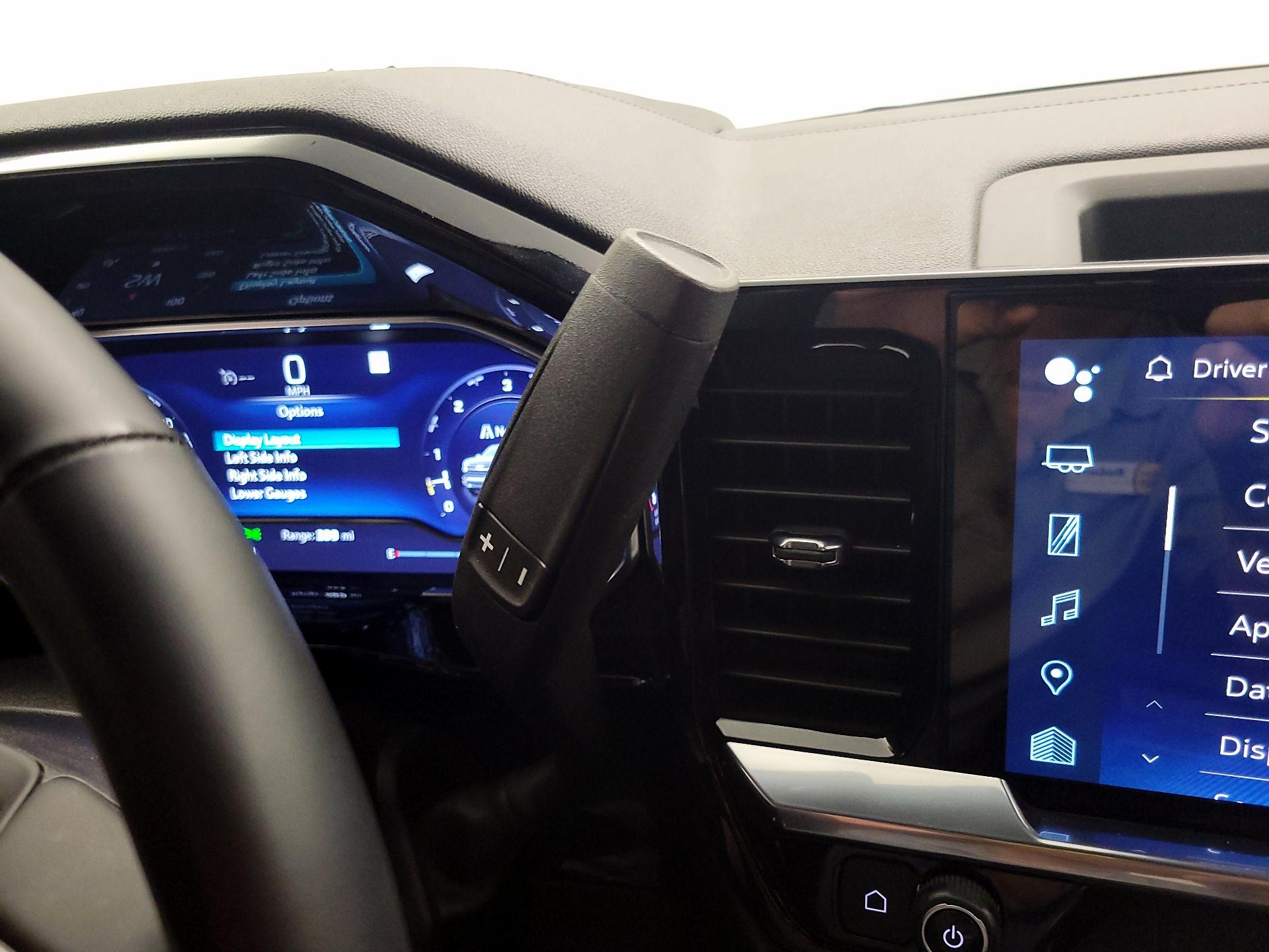 Thumbnail: 2023 Chevrolet Silverado 1500 - 17