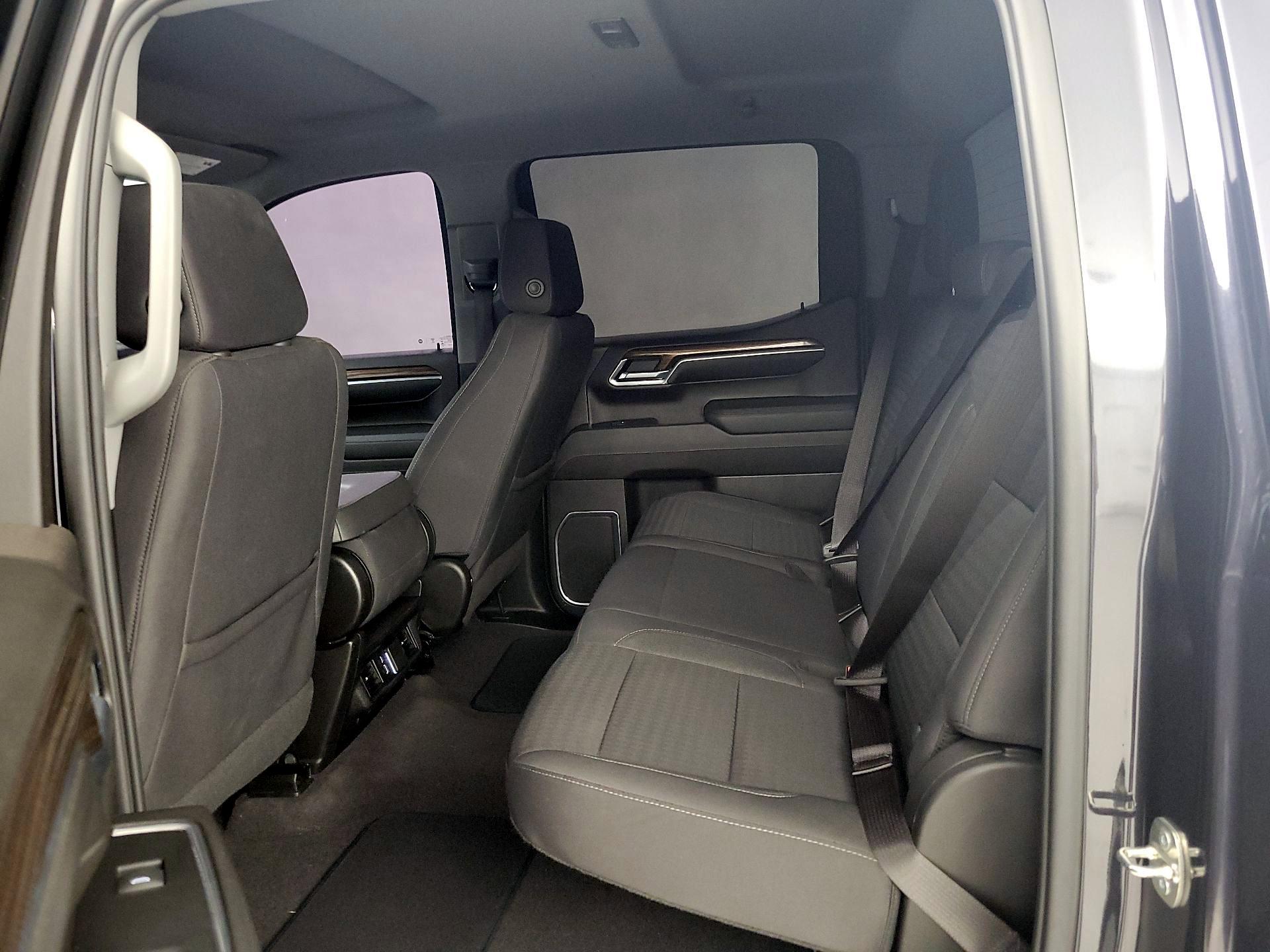 Thumbnail: 2023 Chevrolet Silverado 1500 - 19