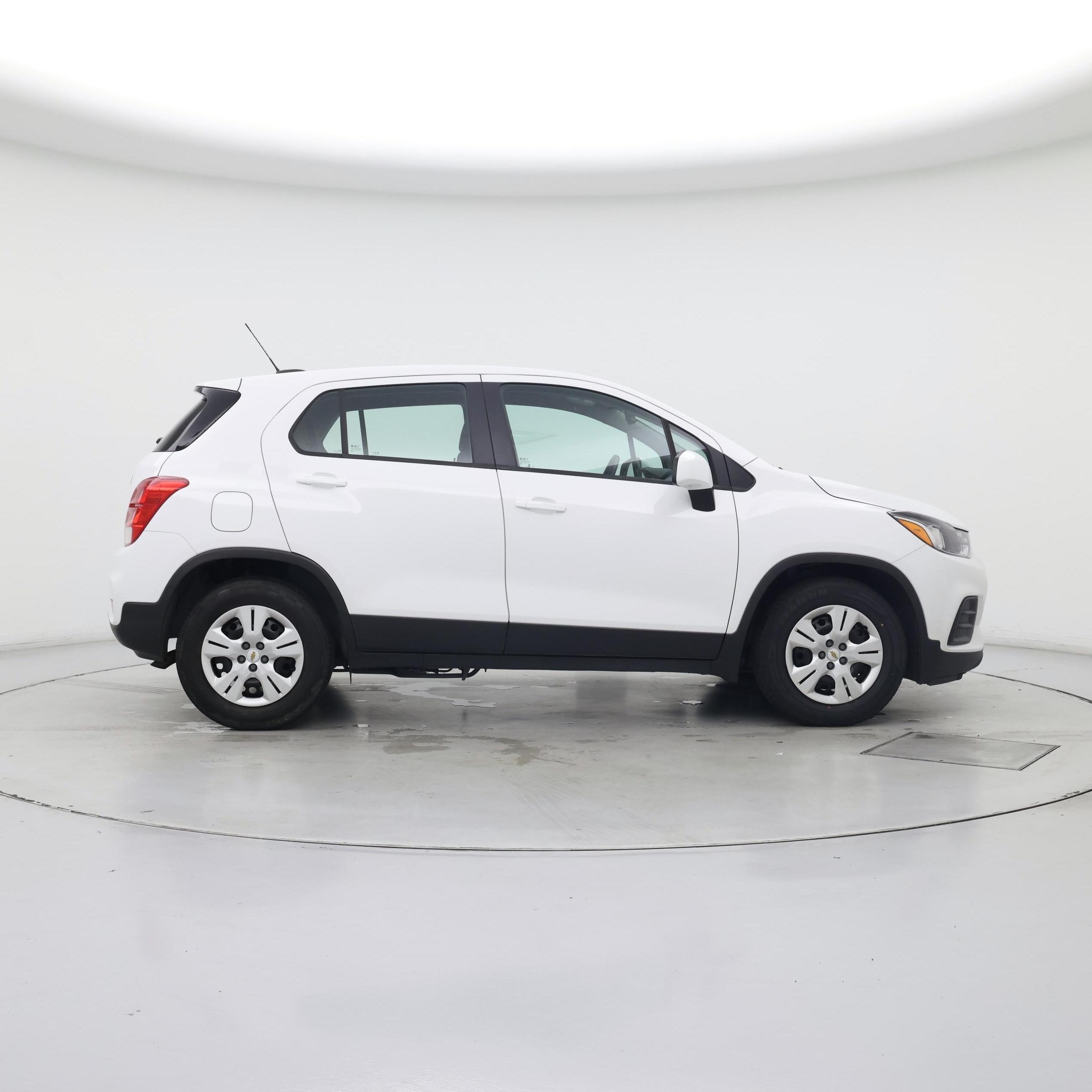 Thumbnail: 2018 Chevrolet Trax - 7