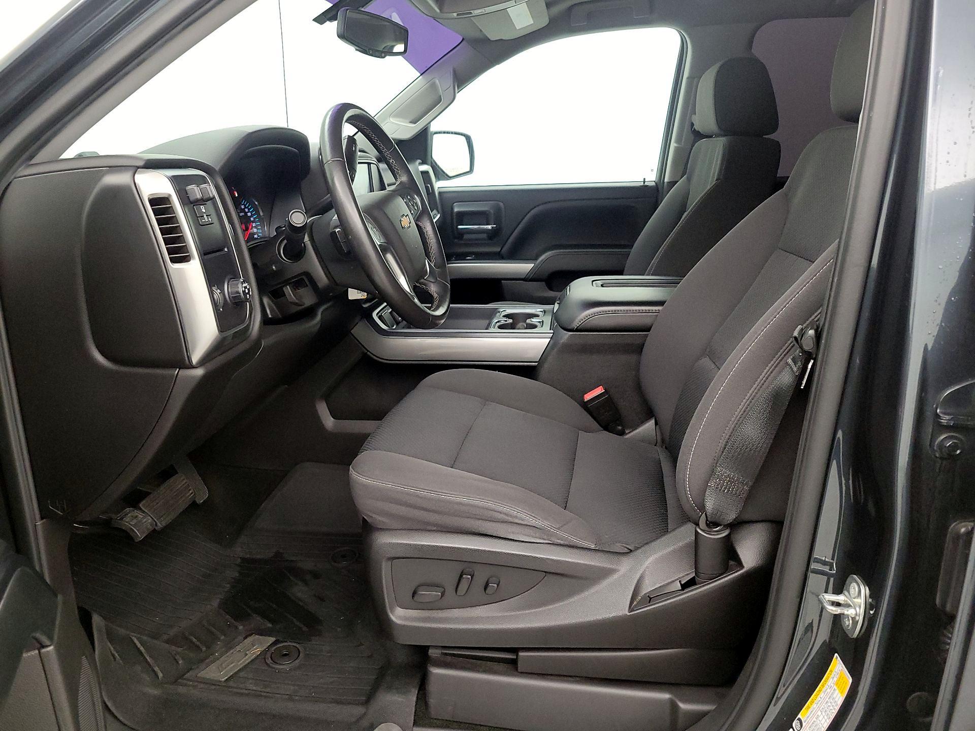 Thumbnail: 2018 Chevrolet Silverado 1500 - 11