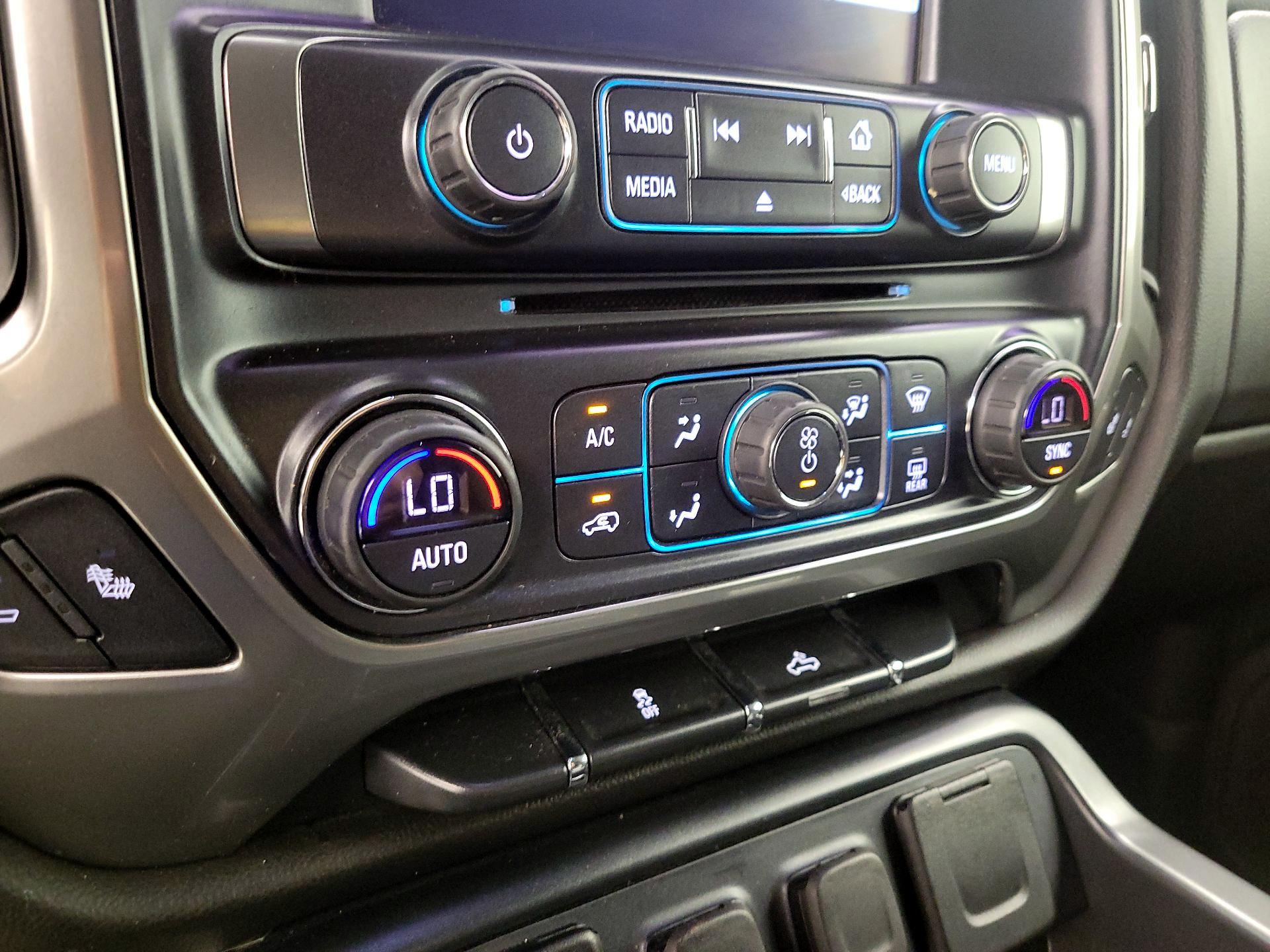 Thumbnail: 2018 Chevrolet Silverado 1500 - 16