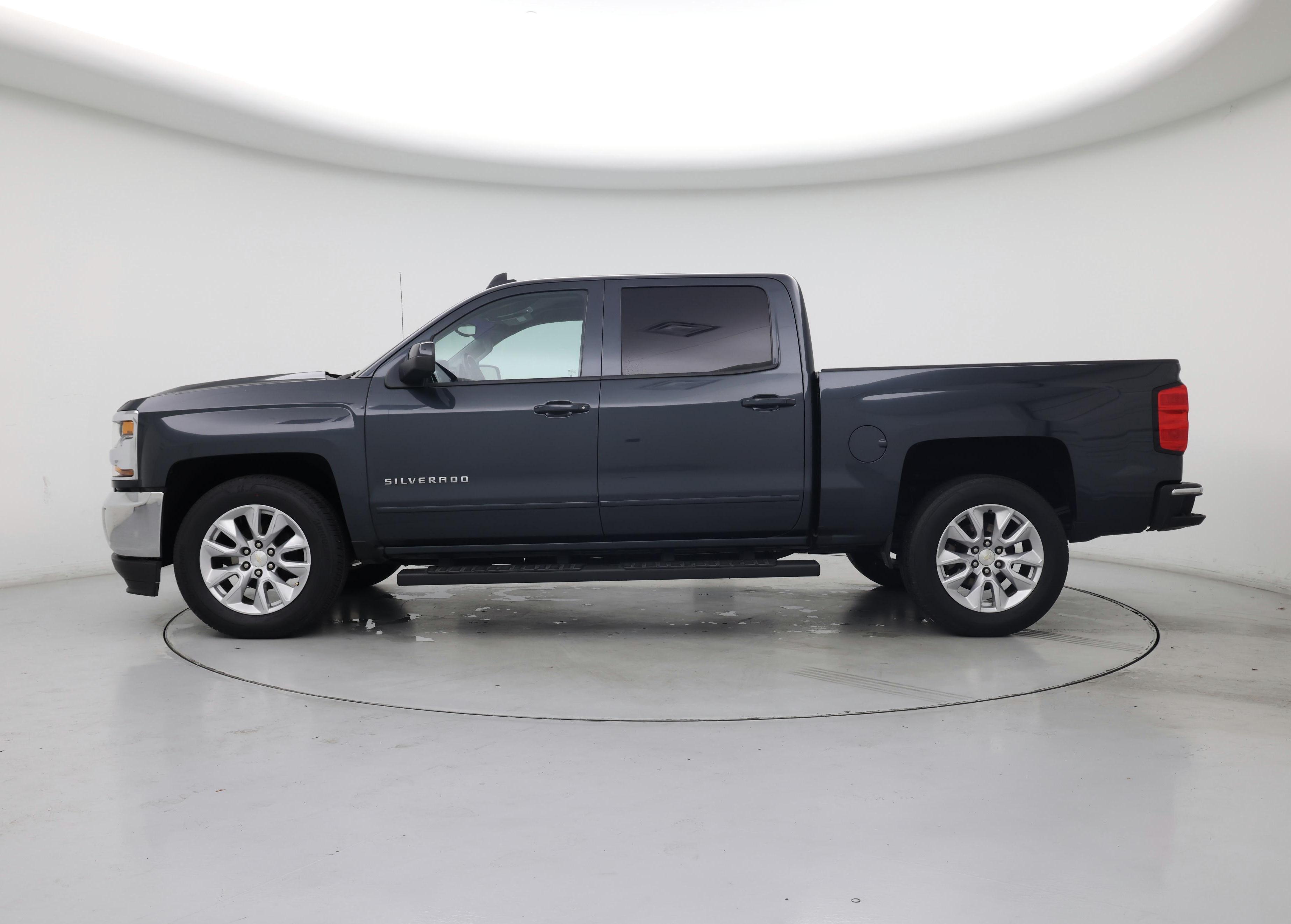 Thumbnail: 2018 Chevrolet Silverado 1500 - 3