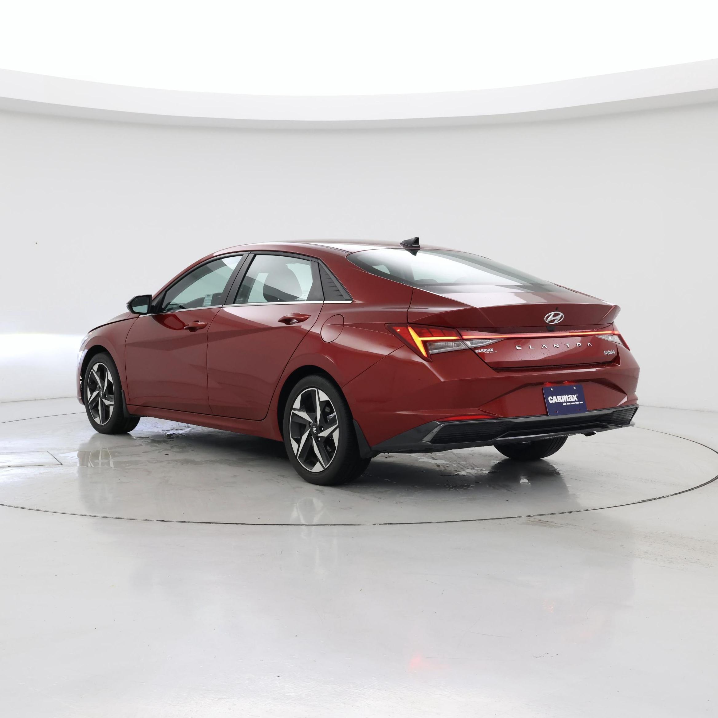 Thumbnail: 2023 Hyundai Elantra - 2