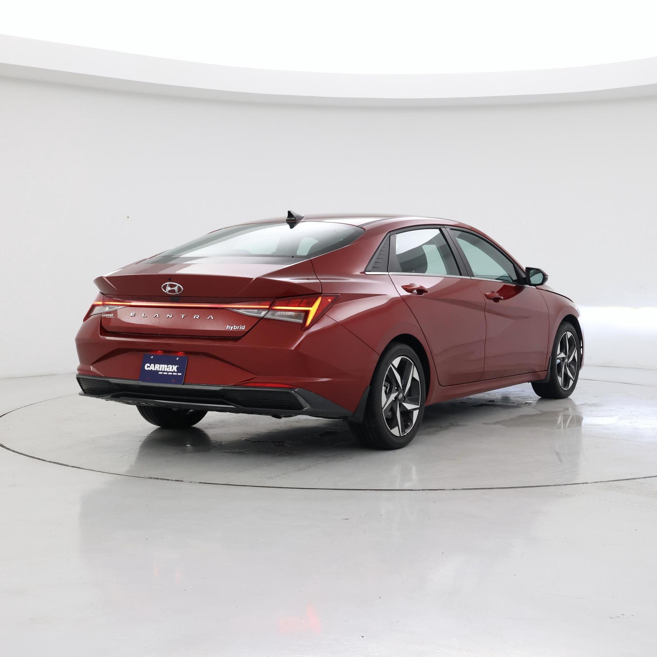 Thumbnail: 2023 Hyundai Elantra - 8