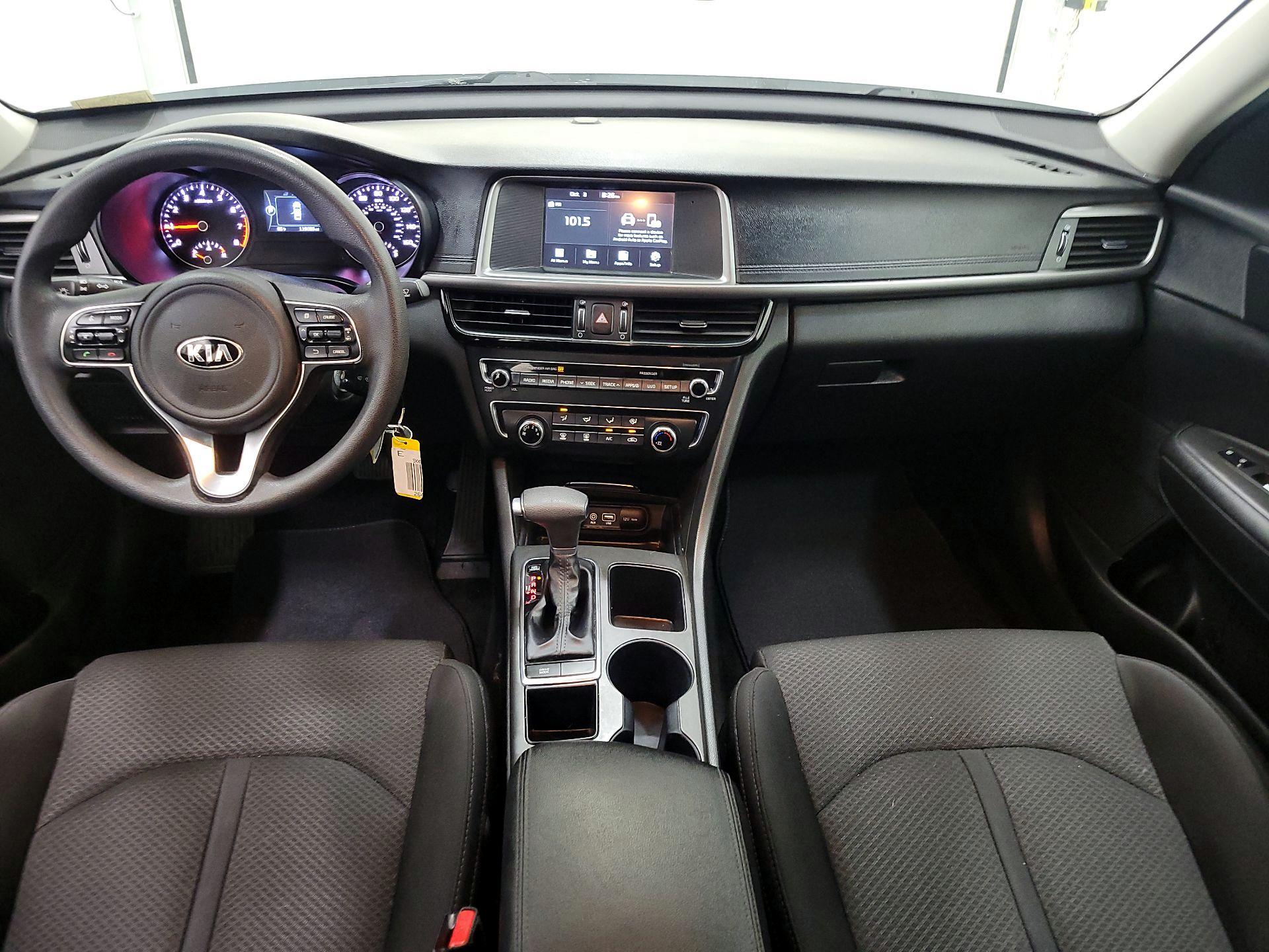 Thumbnail: 2018 Kia Optima - 9