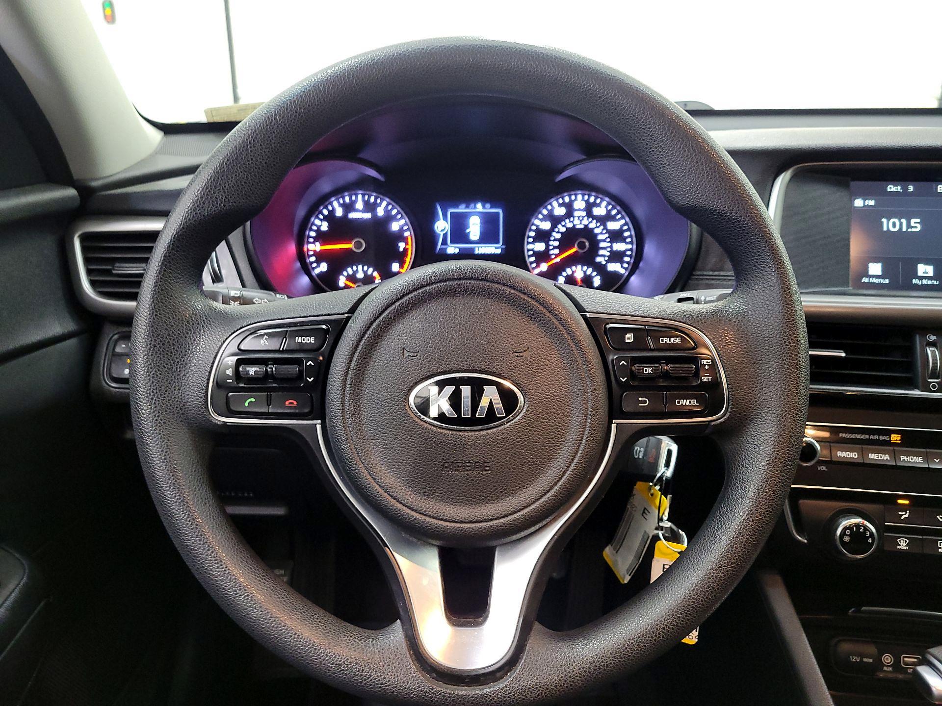Thumbnail: 2018 Kia Optima - 10