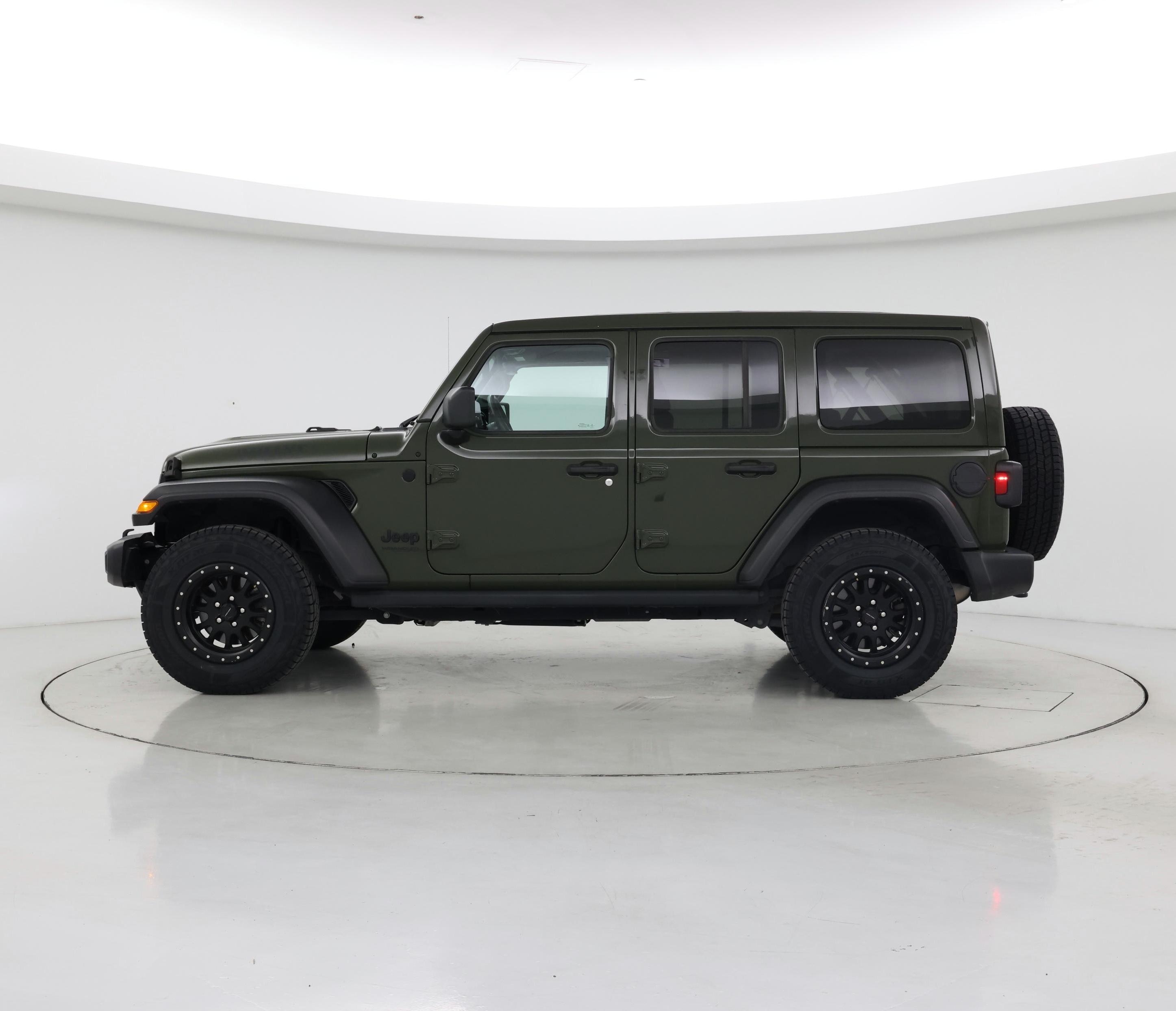 Thumbnail: 2021 Jeep Wrangler - 3