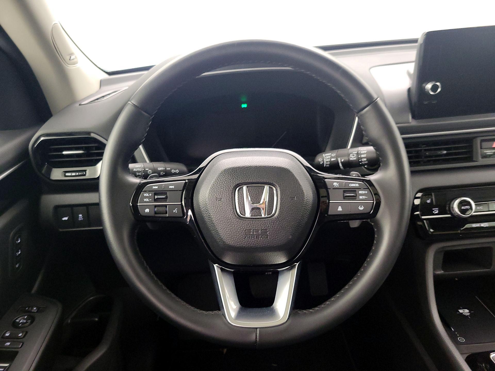 Thumbnail: 2025 Honda Pilot - 10