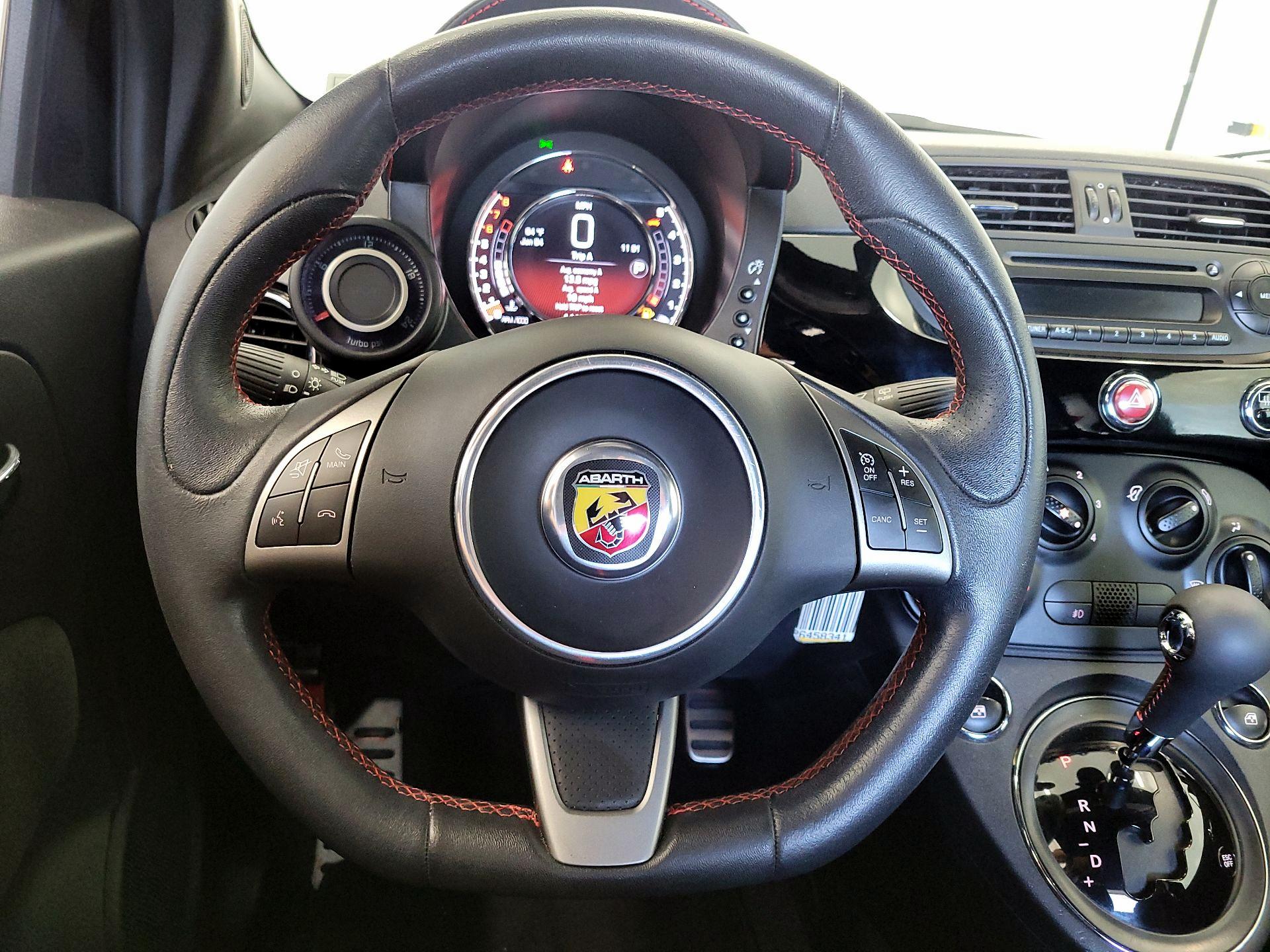 Thumbnail: 2015 Fiat 500 - 10