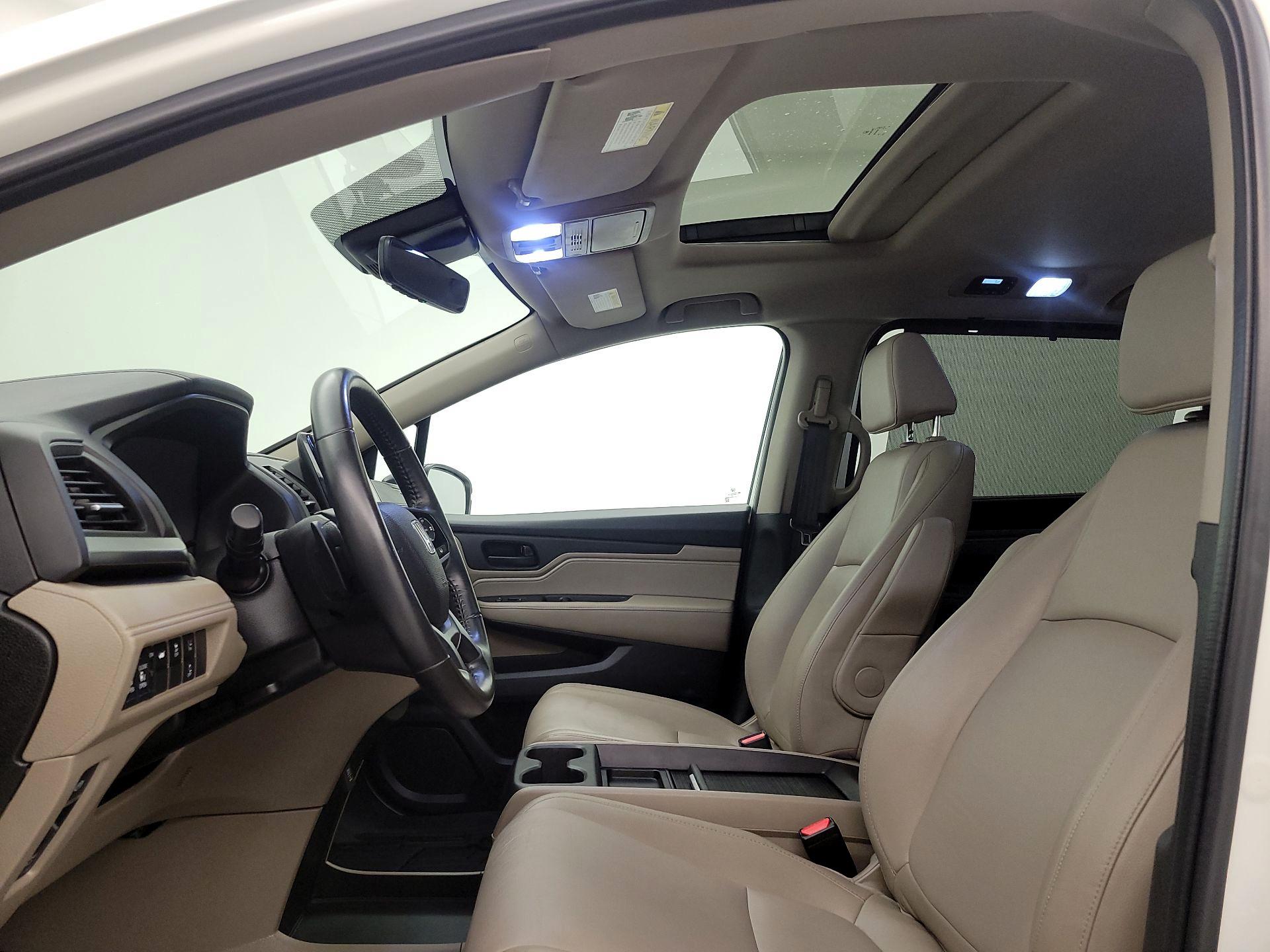 Thumbnail: 2019 Honda Odyssey - 19