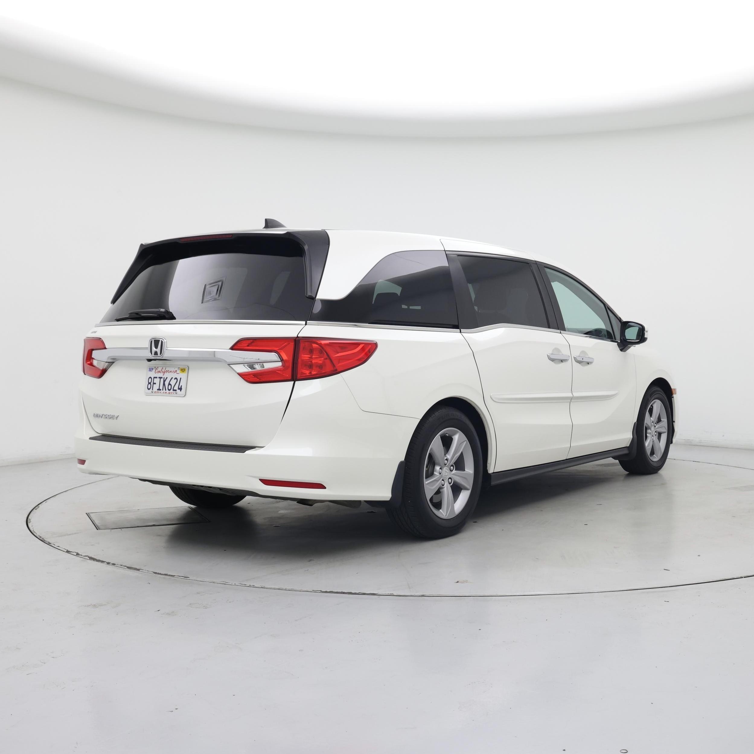 Thumbnail: 2019 Honda Odyssey - 8