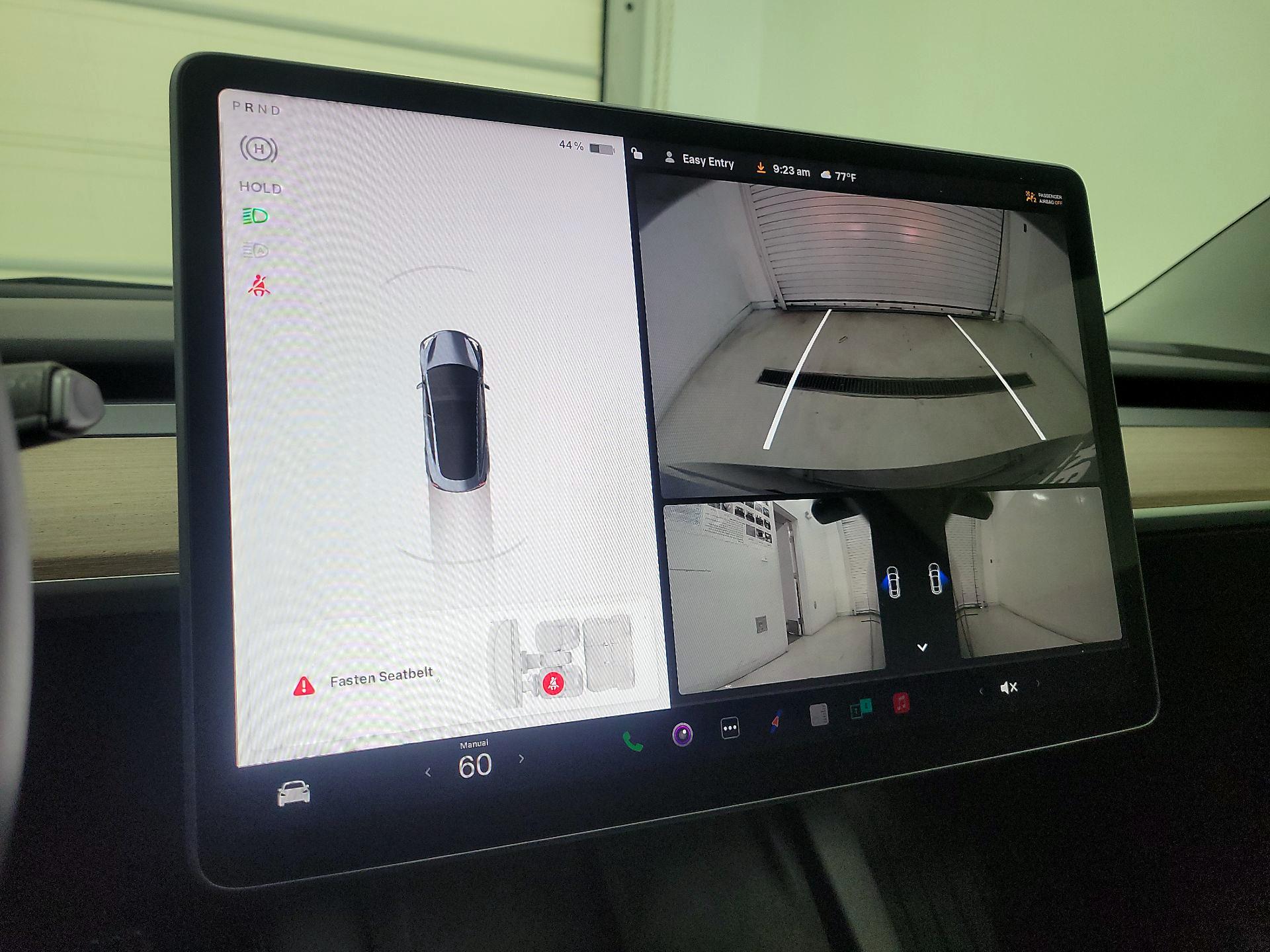 Thumbnail: 2022 Tesla Model 3 - 14