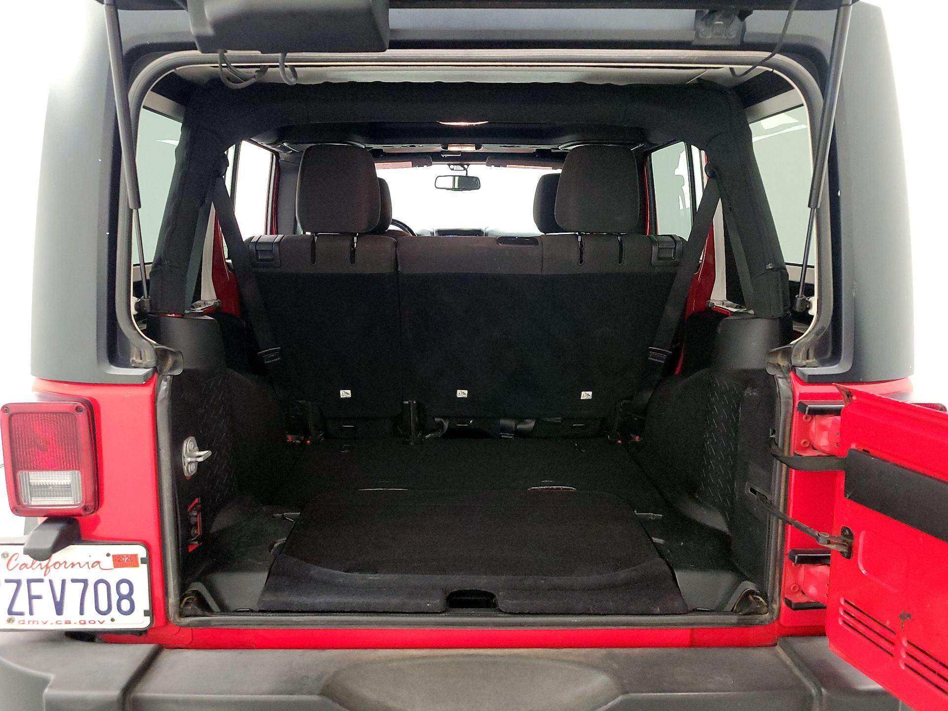 Thumbnail: 2017 Jeep Wrangler - 17