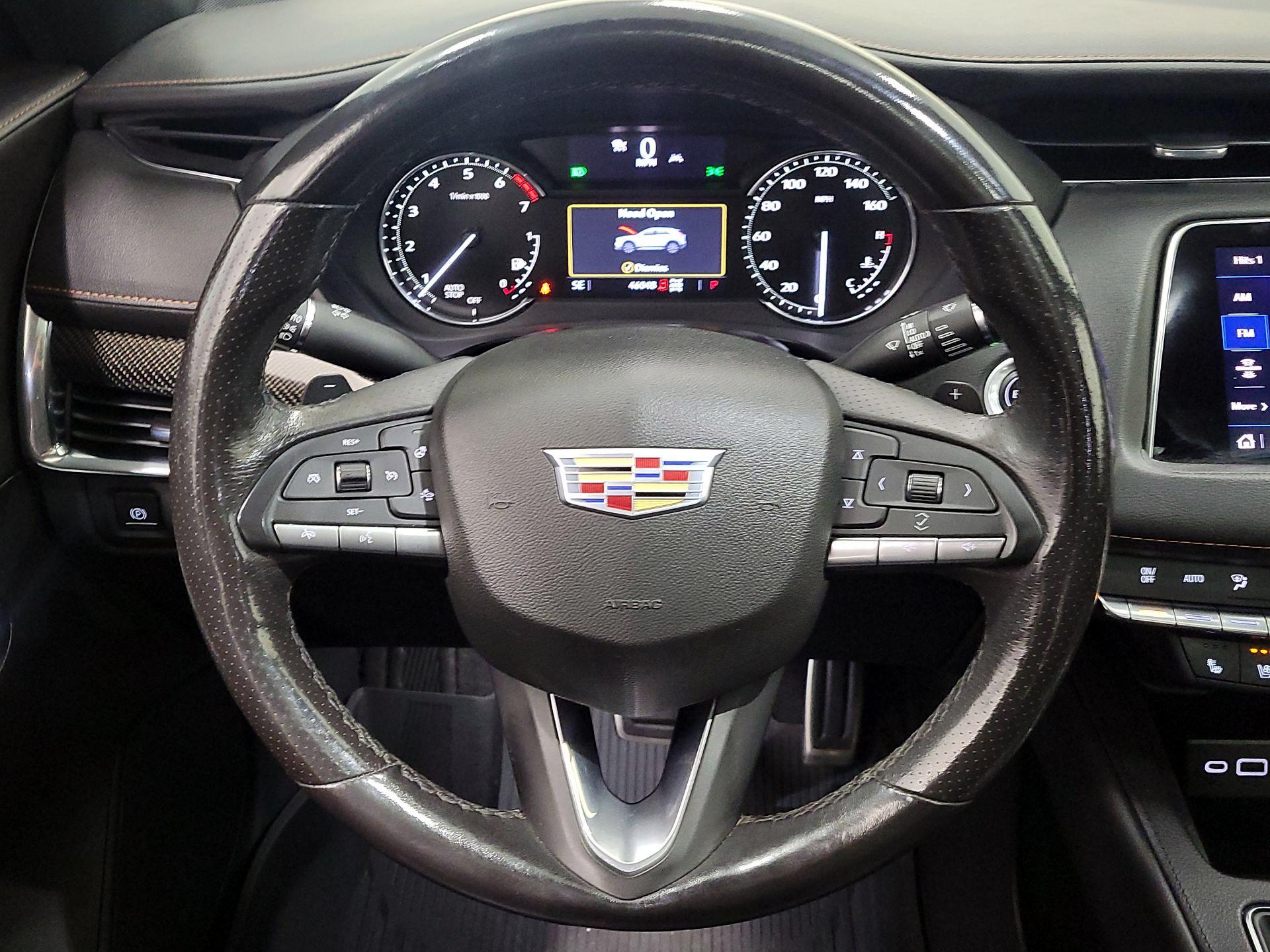 Thumbnail: 2023 Cadillac XT4 - 10