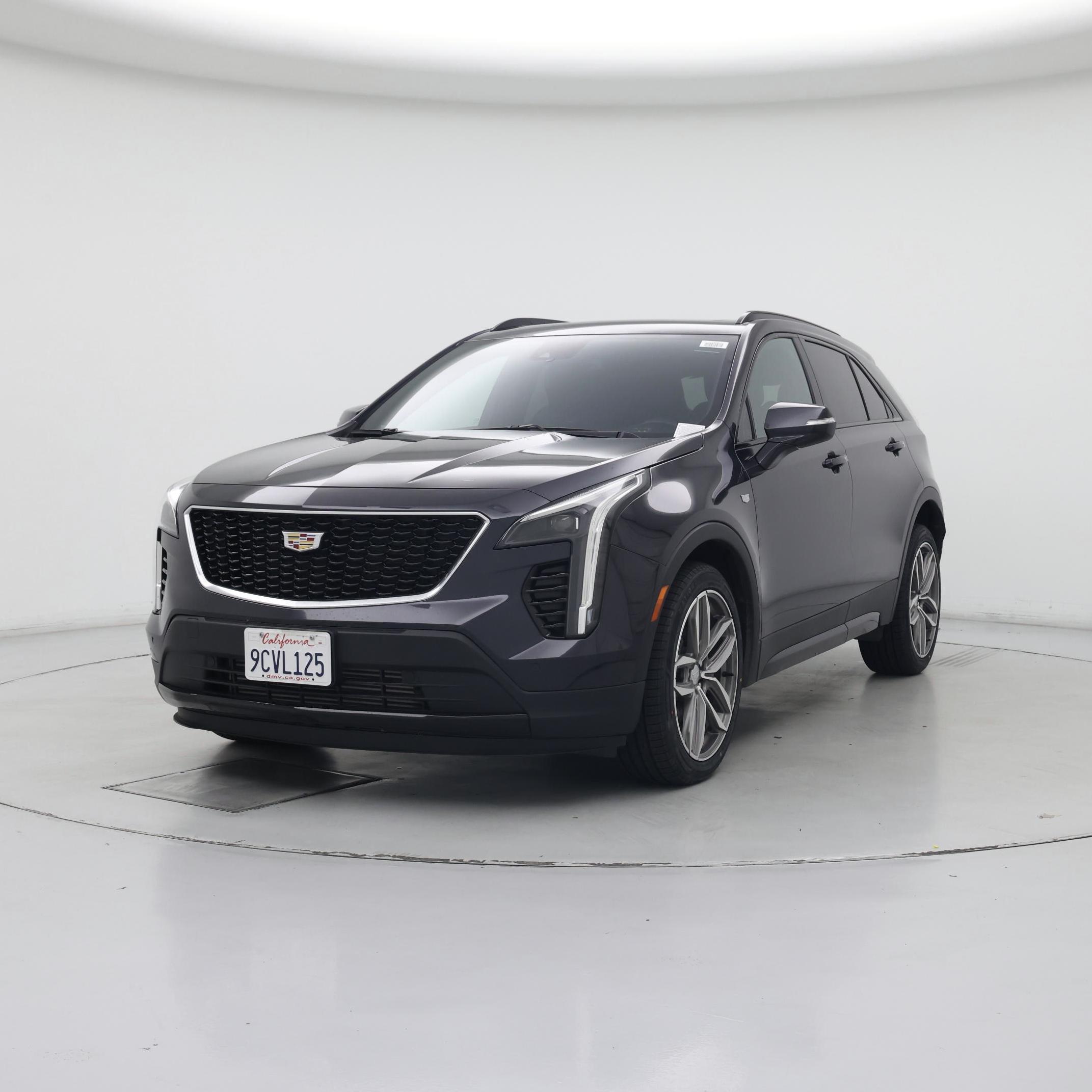 Thumbnail: 2023 Cadillac XT4 - 4