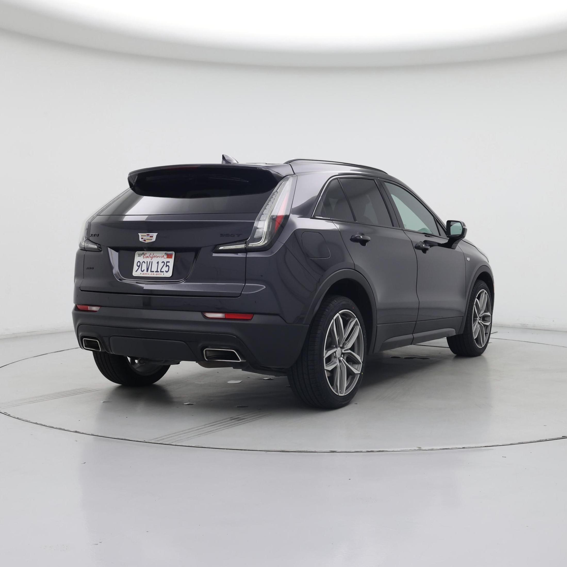 Thumbnail: 2023 Cadillac XT4 - 8