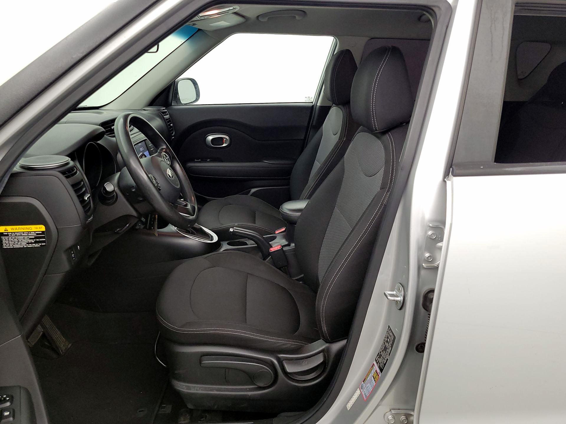 Thumbnail: 2017 Kia Soul - 11