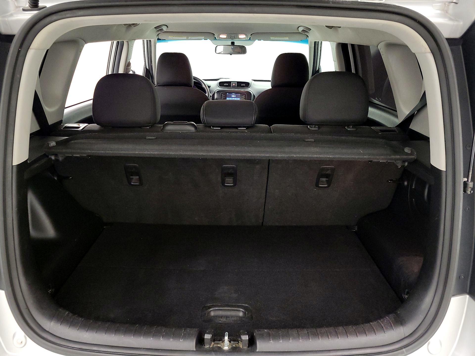 Thumbnail: 2017 Kia Soul - 20