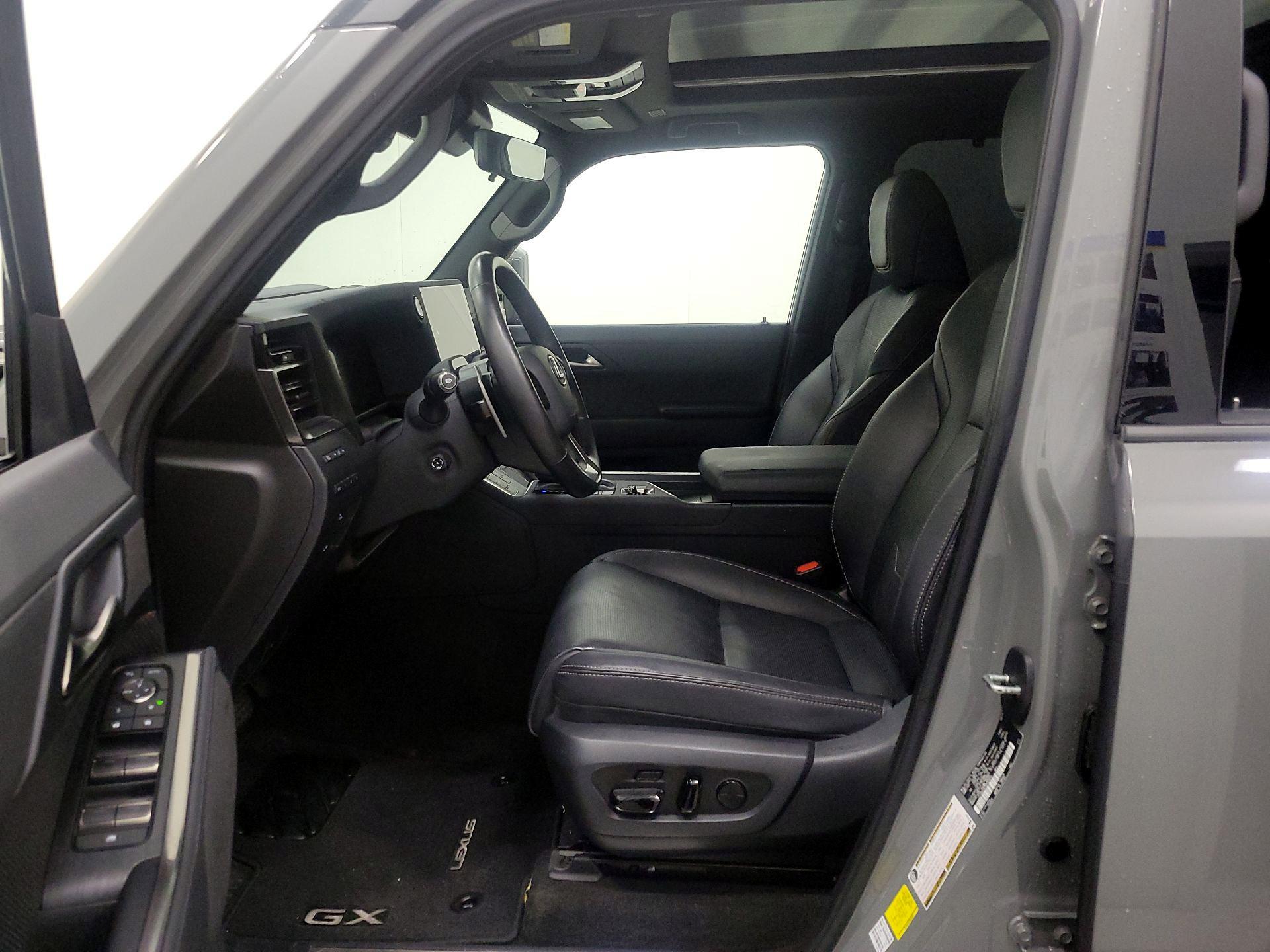 Thumbnail: 2024 Lexus GX - 11