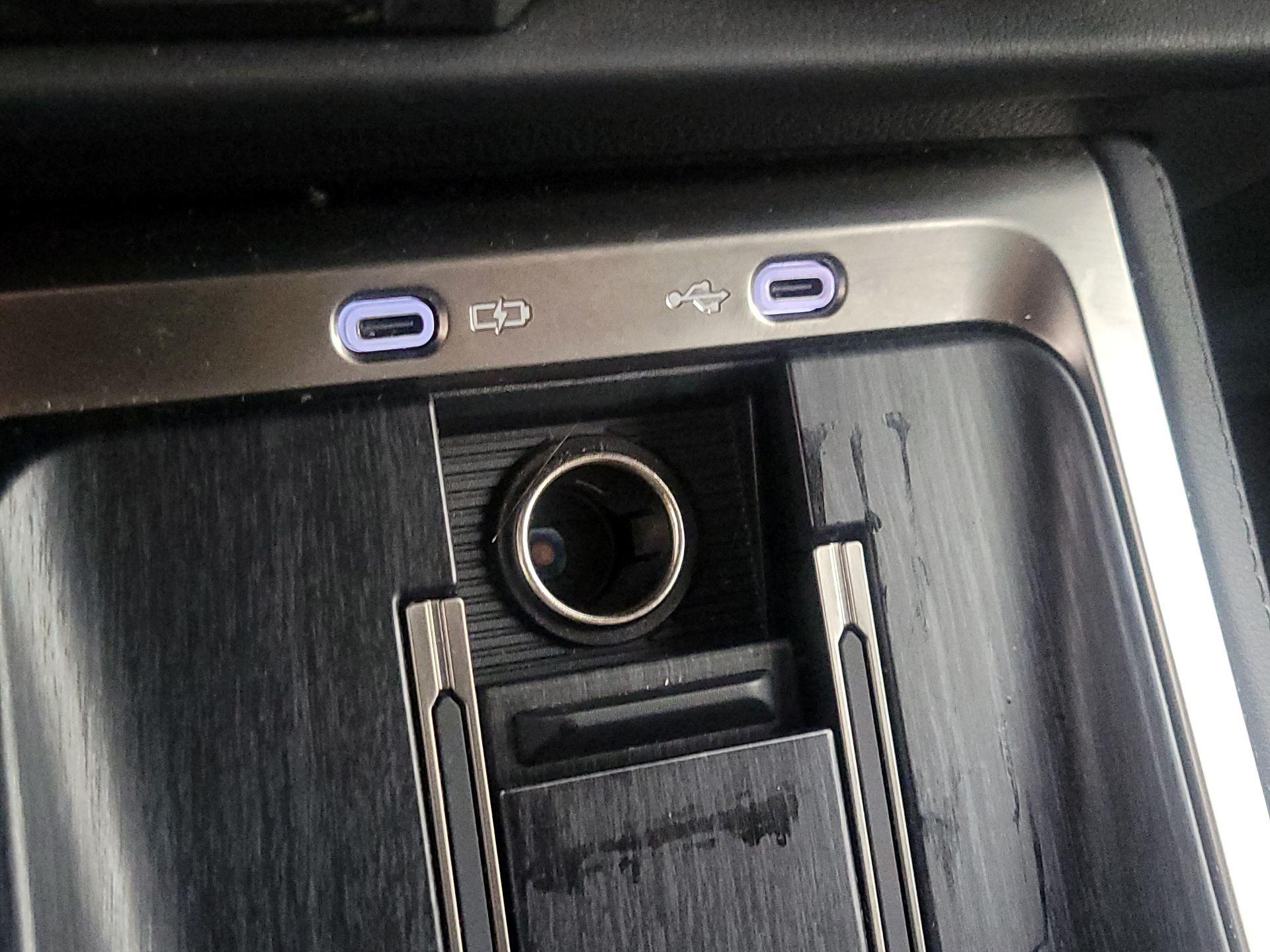 Thumbnail: 2024 Lexus GX - 19