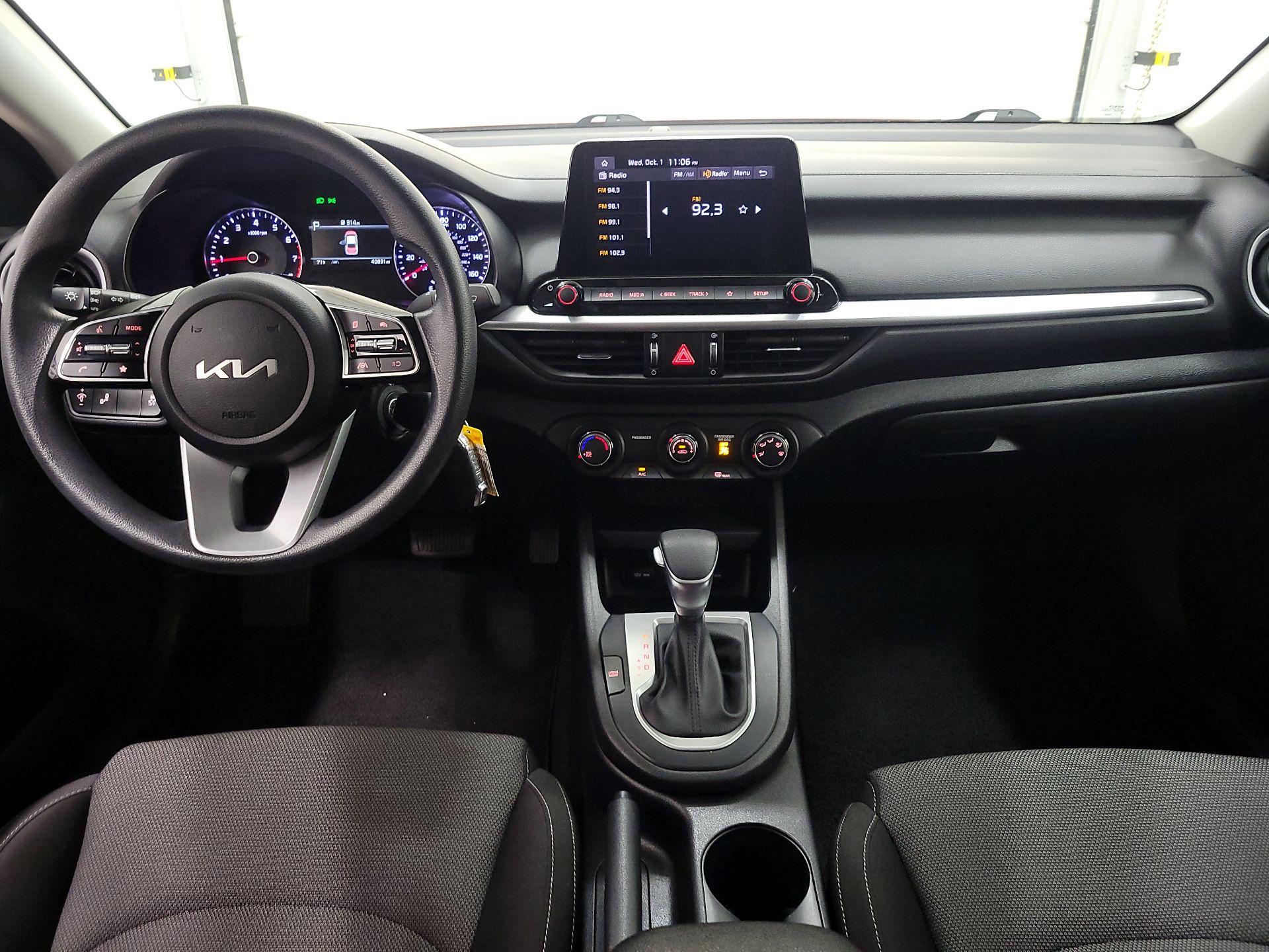 Thumbnail: 2023 Kia Forte - 9