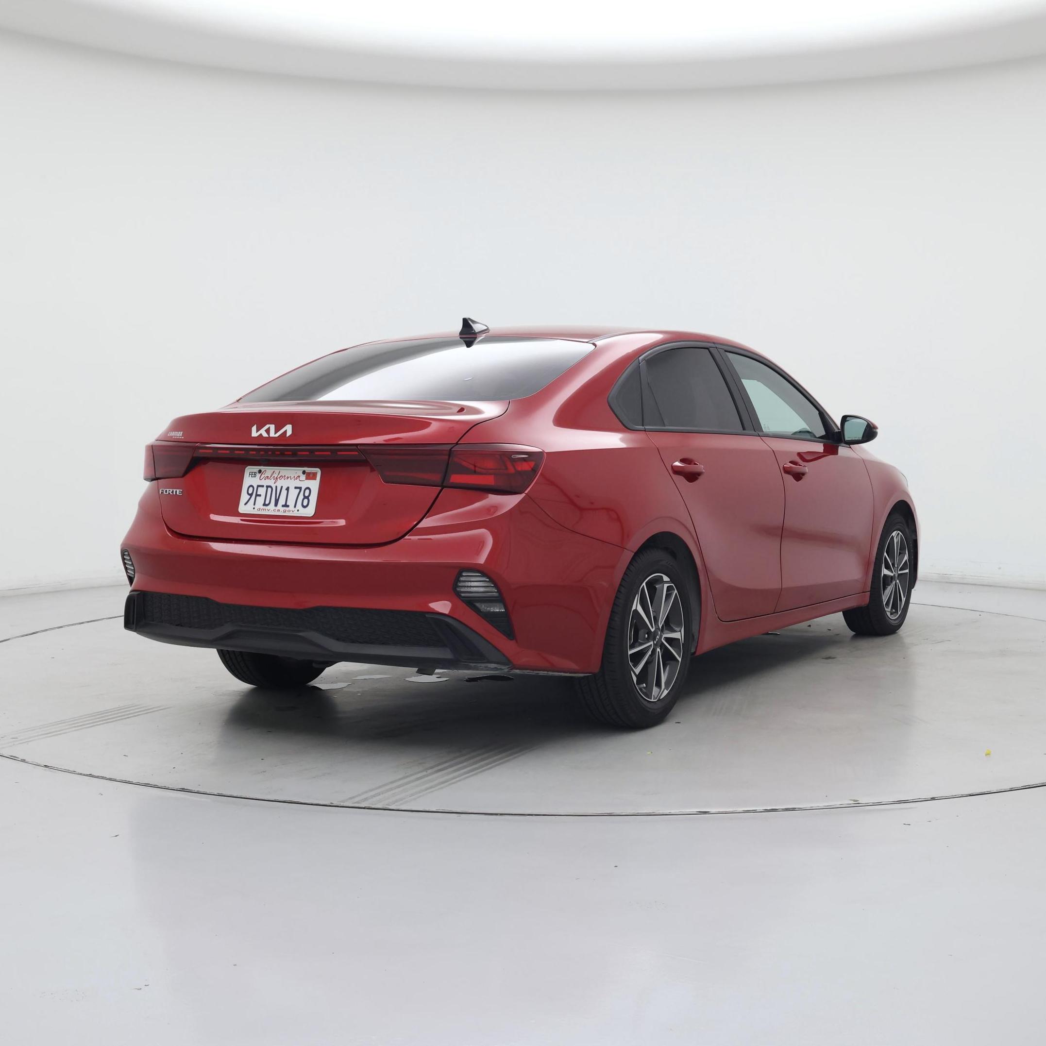 Thumbnail: 2023 Kia Forte - 8
