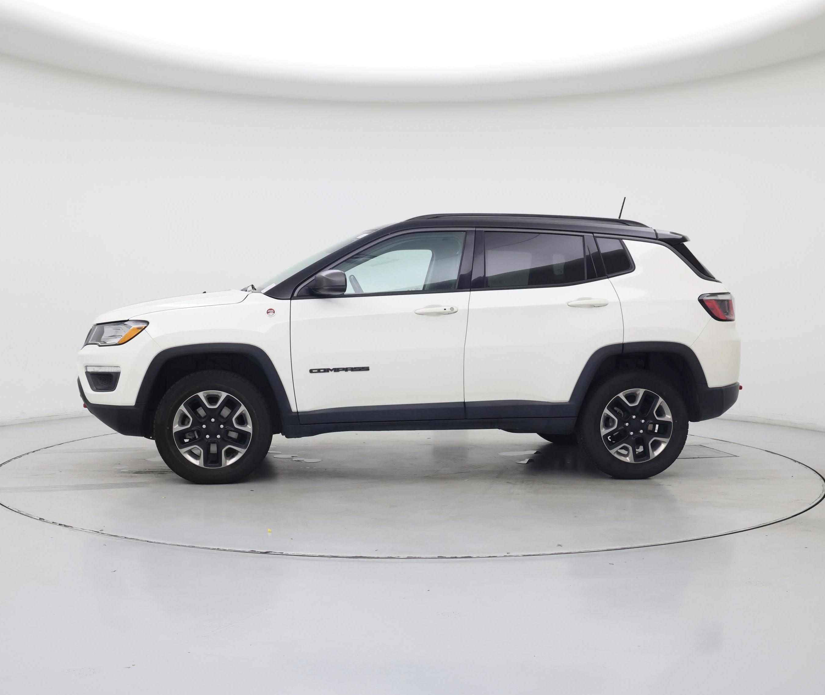 Thumbnail: 2018 Jeep Compass - 3