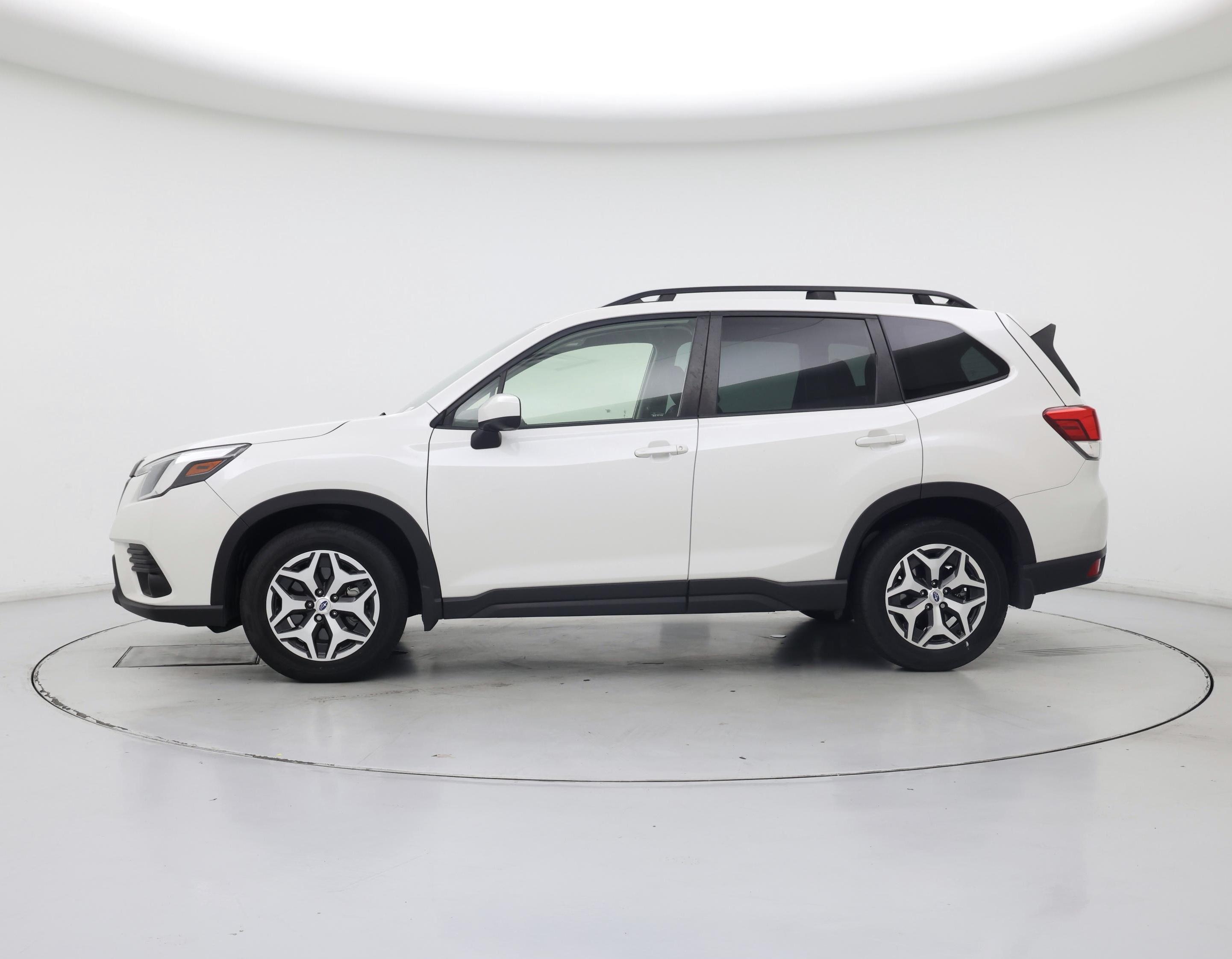 Thumbnail: 2023 Subaru Forester - 3