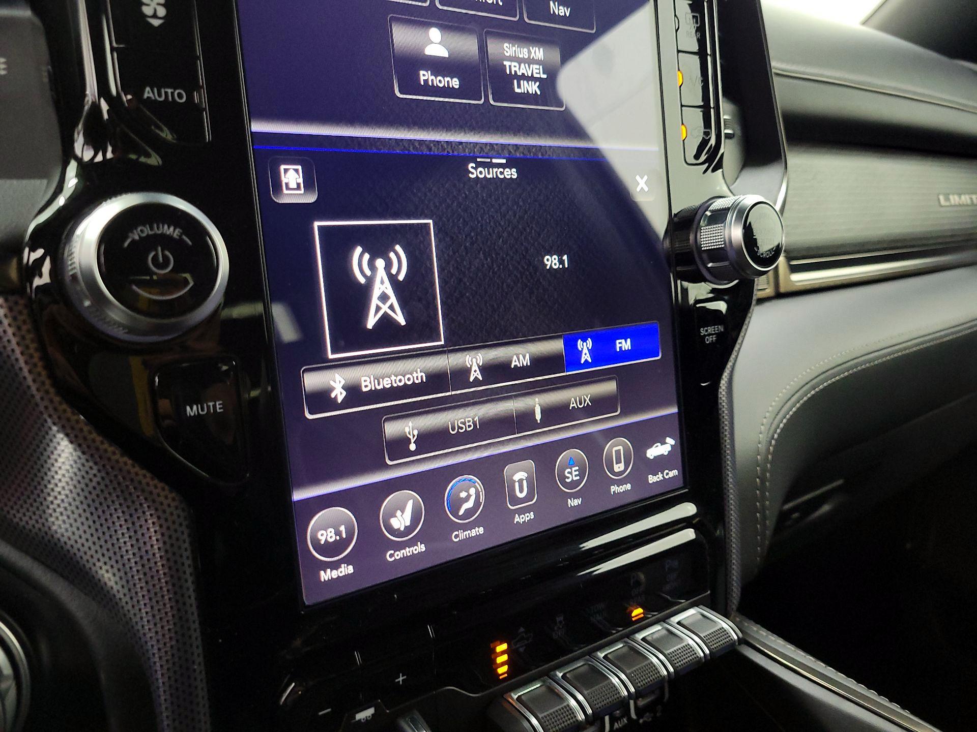 Thumbnail: 2019 RAM 1500 - 16