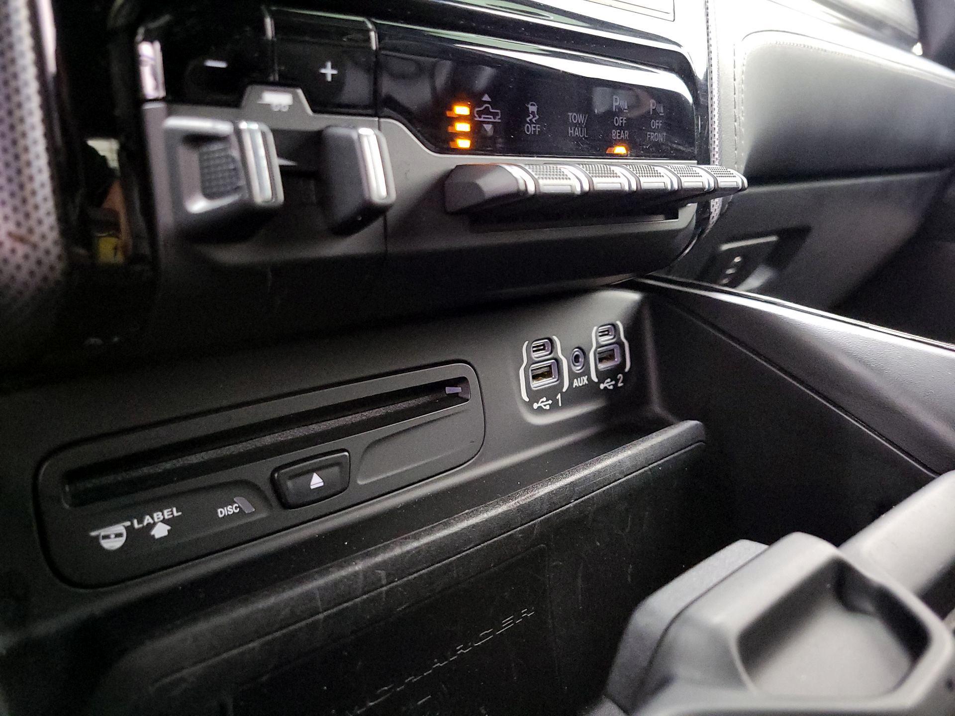 Thumbnail: 2019 RAM 1500 - 19