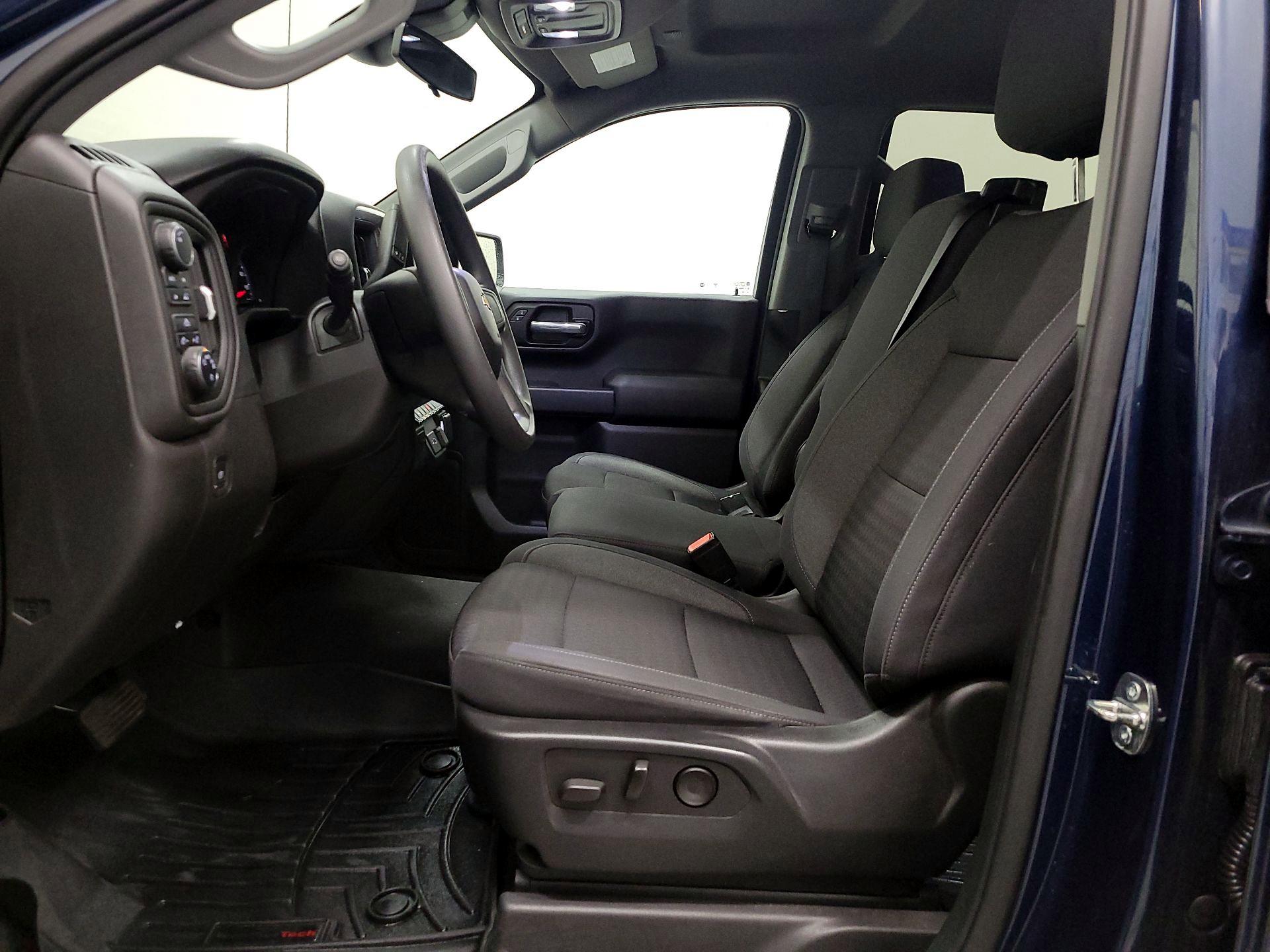 Thumbnail: 2022 Chevrolet Silverado 1500 - 11