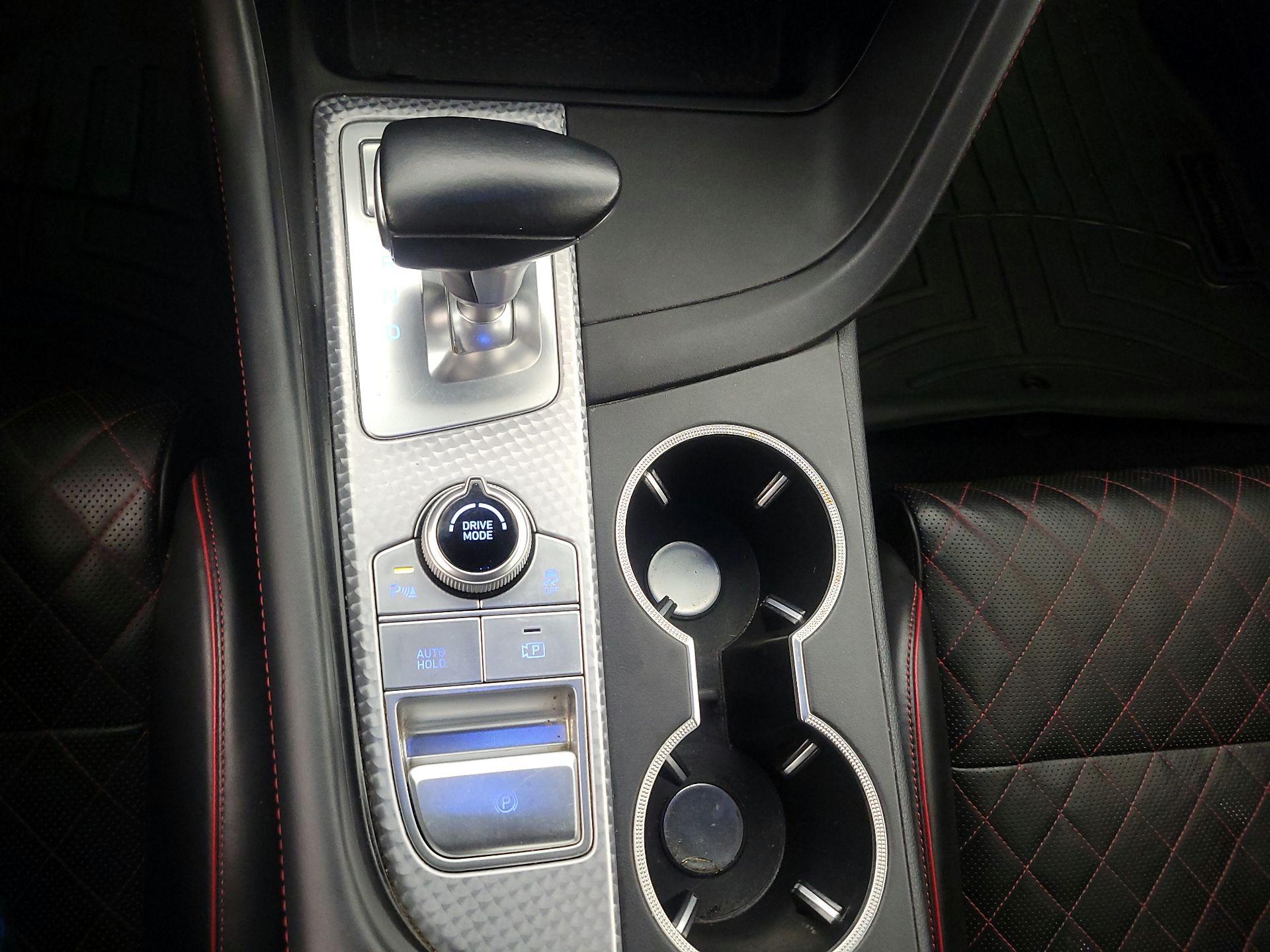 Thumbnail: 2022 Genesis G70 - 18