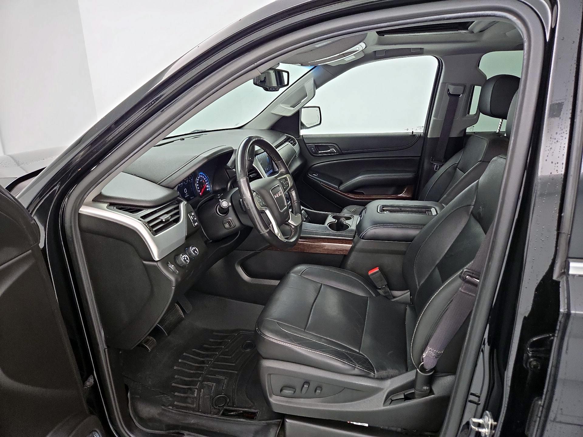 Thumbnail: 2017 GMC Yukon - 11