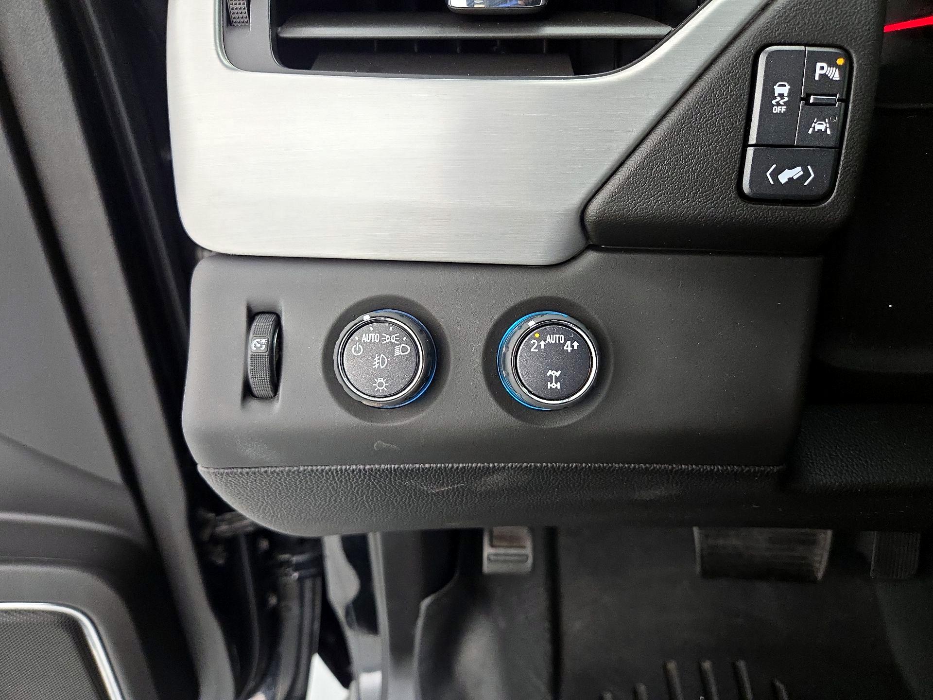 Thumbnail: 2017 GMC Yukon - 13