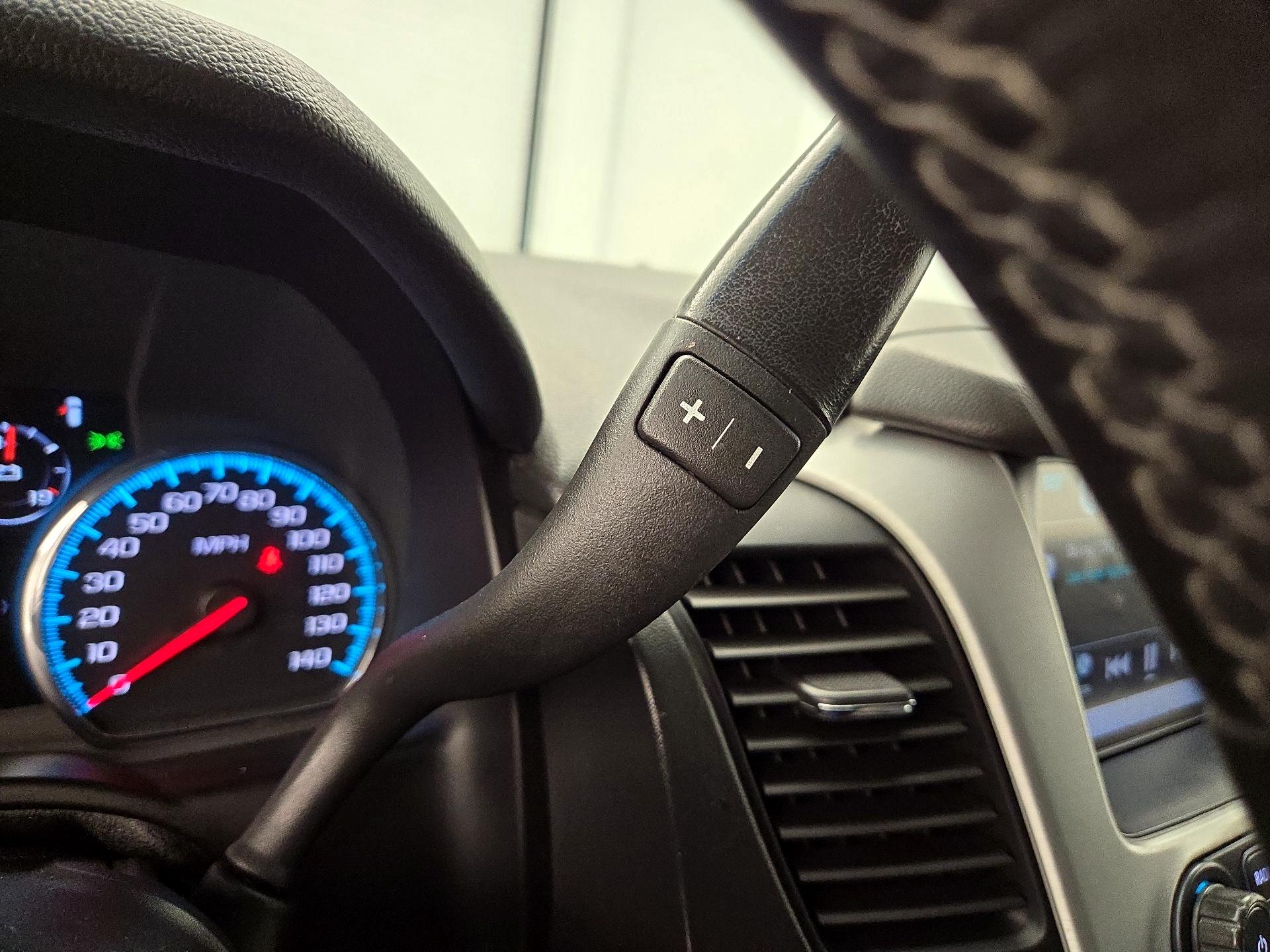 Thumbnail: 2017 GMC Yukon - 17