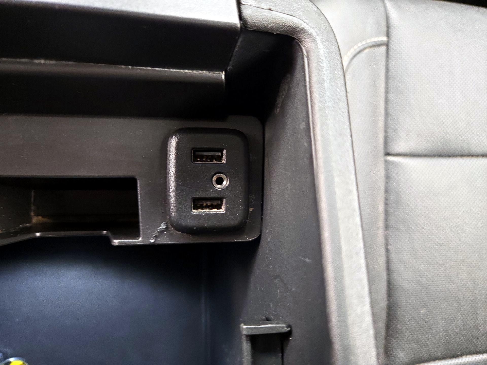 Thumbnail: 2017 GMC Yukon - 18