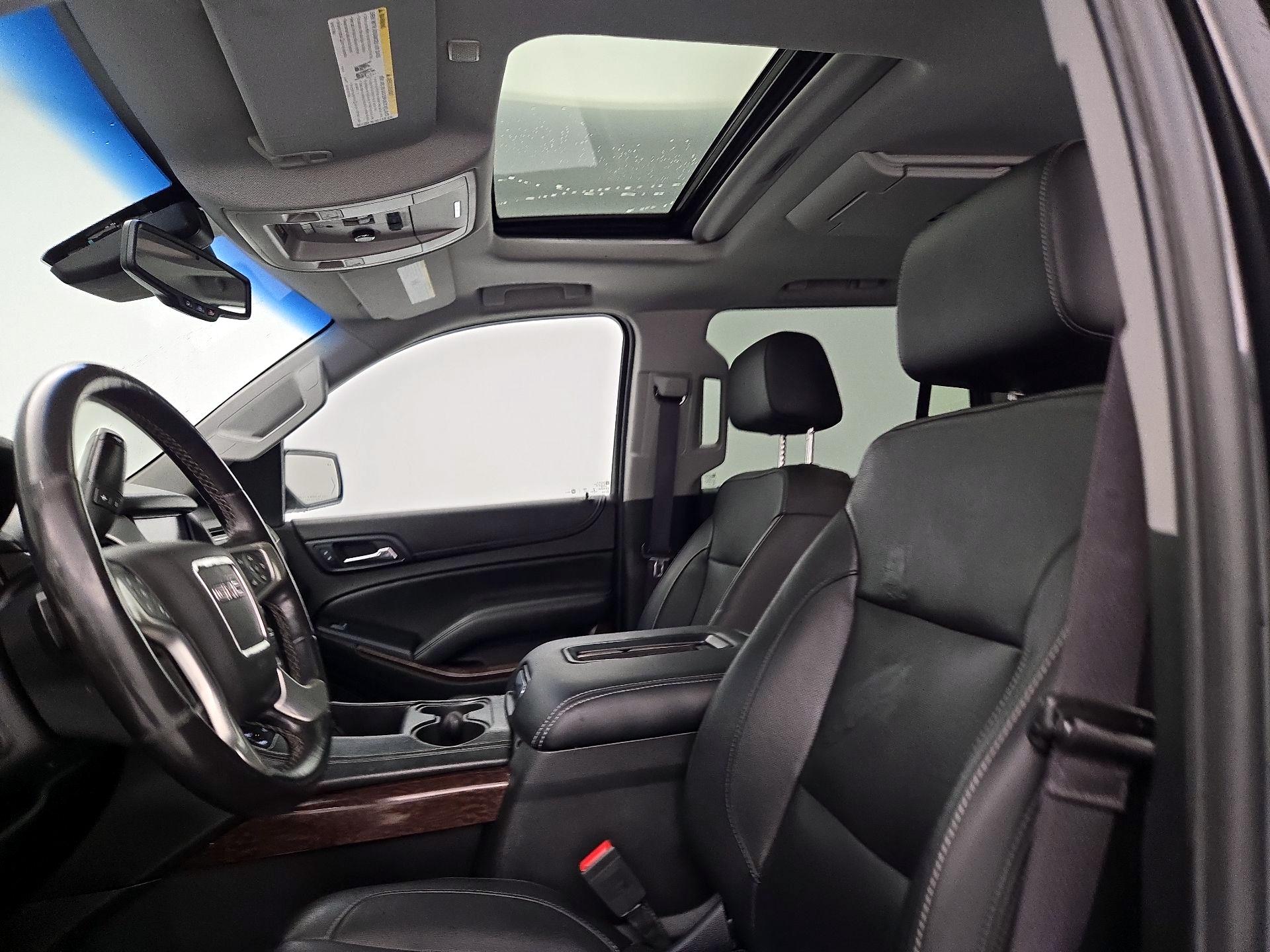 Thumbnail: 2017 GMC Yukon - 19