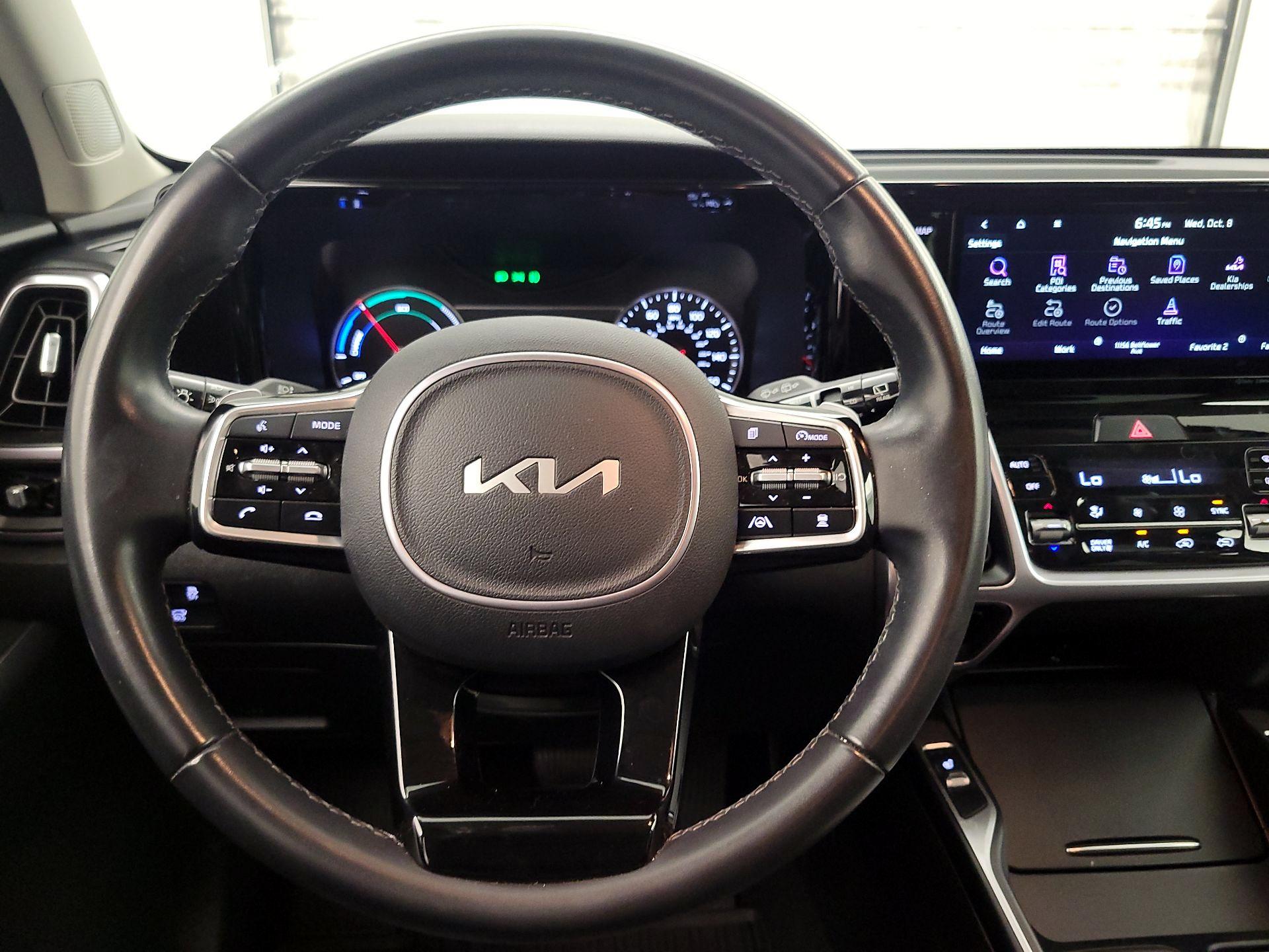 Thumbnail: 2023 Kia Sorento - 10