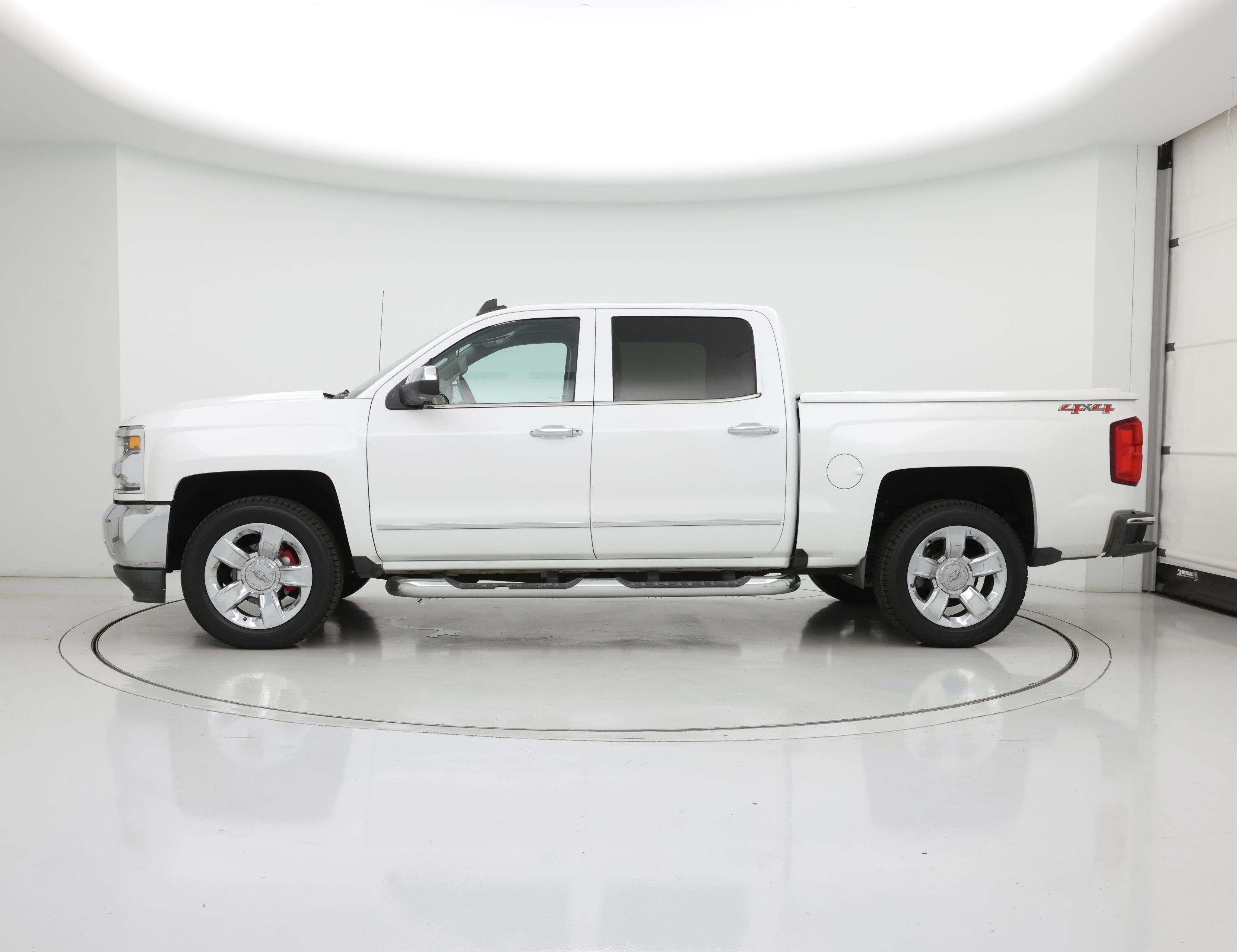 Thumbnail: 2016 Chevrolet Silverado 1500 - 3