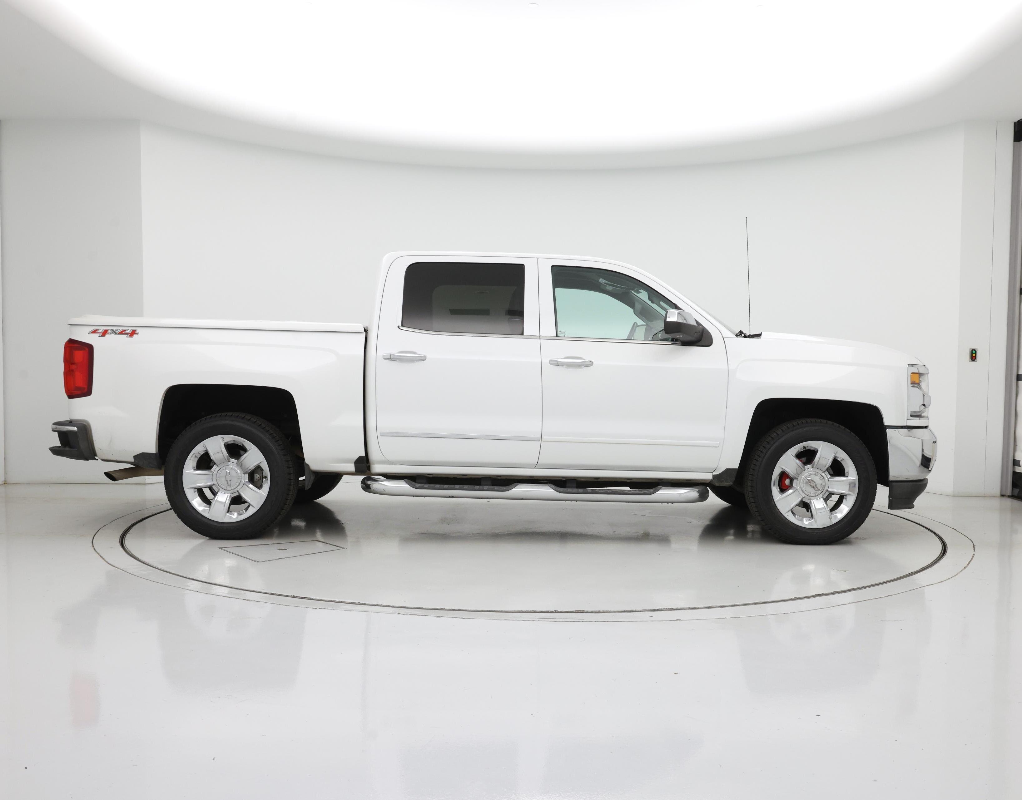 Thumbnail: 2016 Chevrolet Silverado 1500 - 7