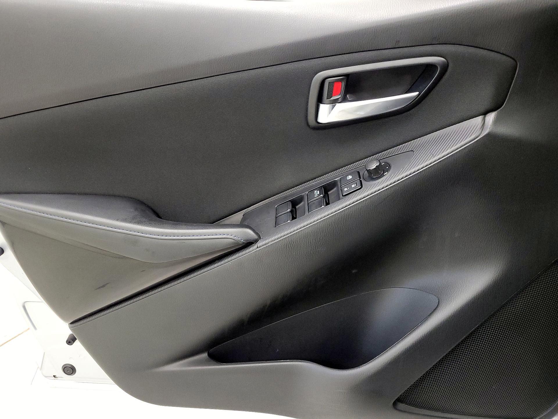 Thumbnail: 2018 Toyota Yaris iA - 12