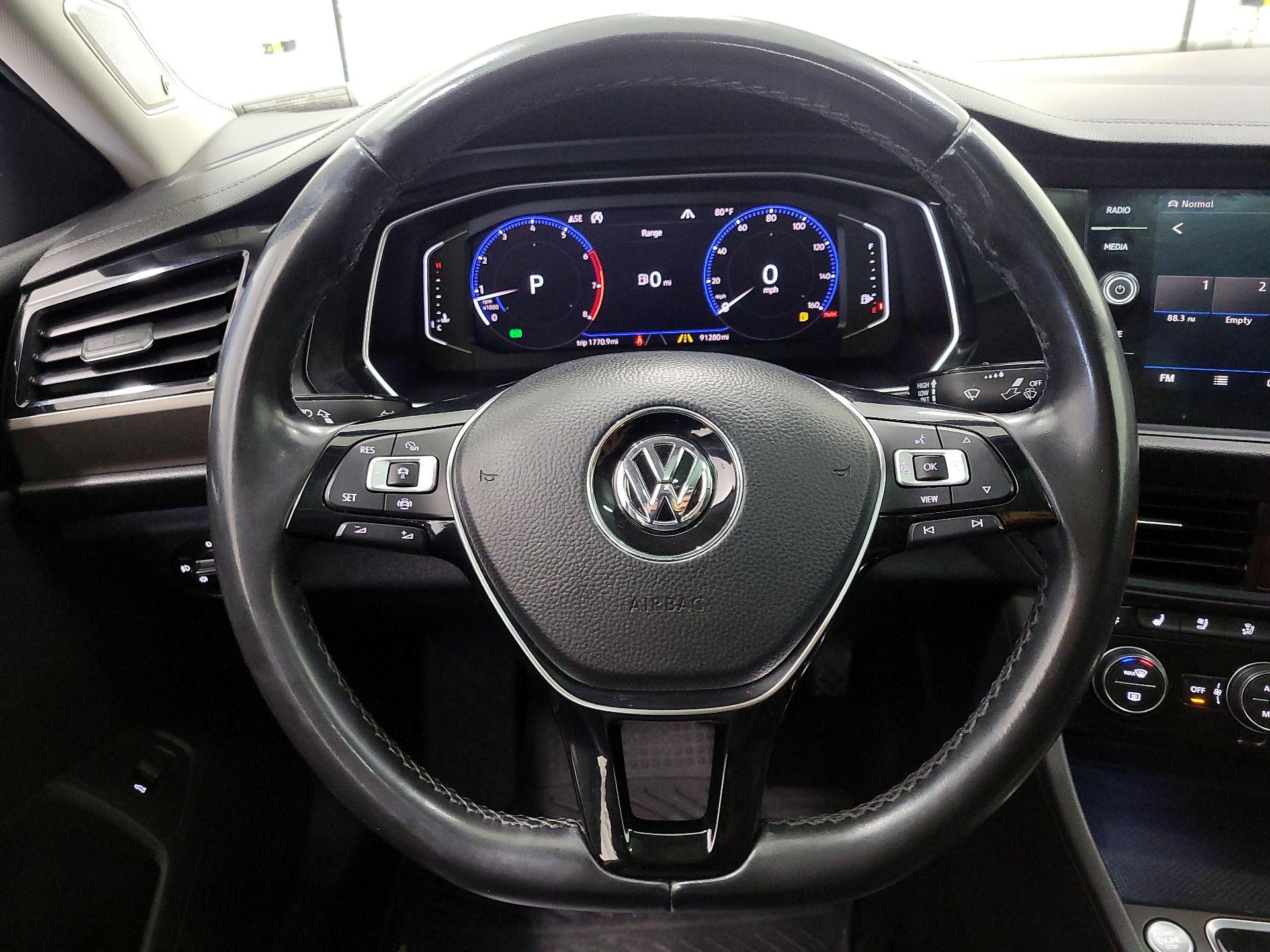 Thumbnail: 2019 Volkswagen Jetta - 10