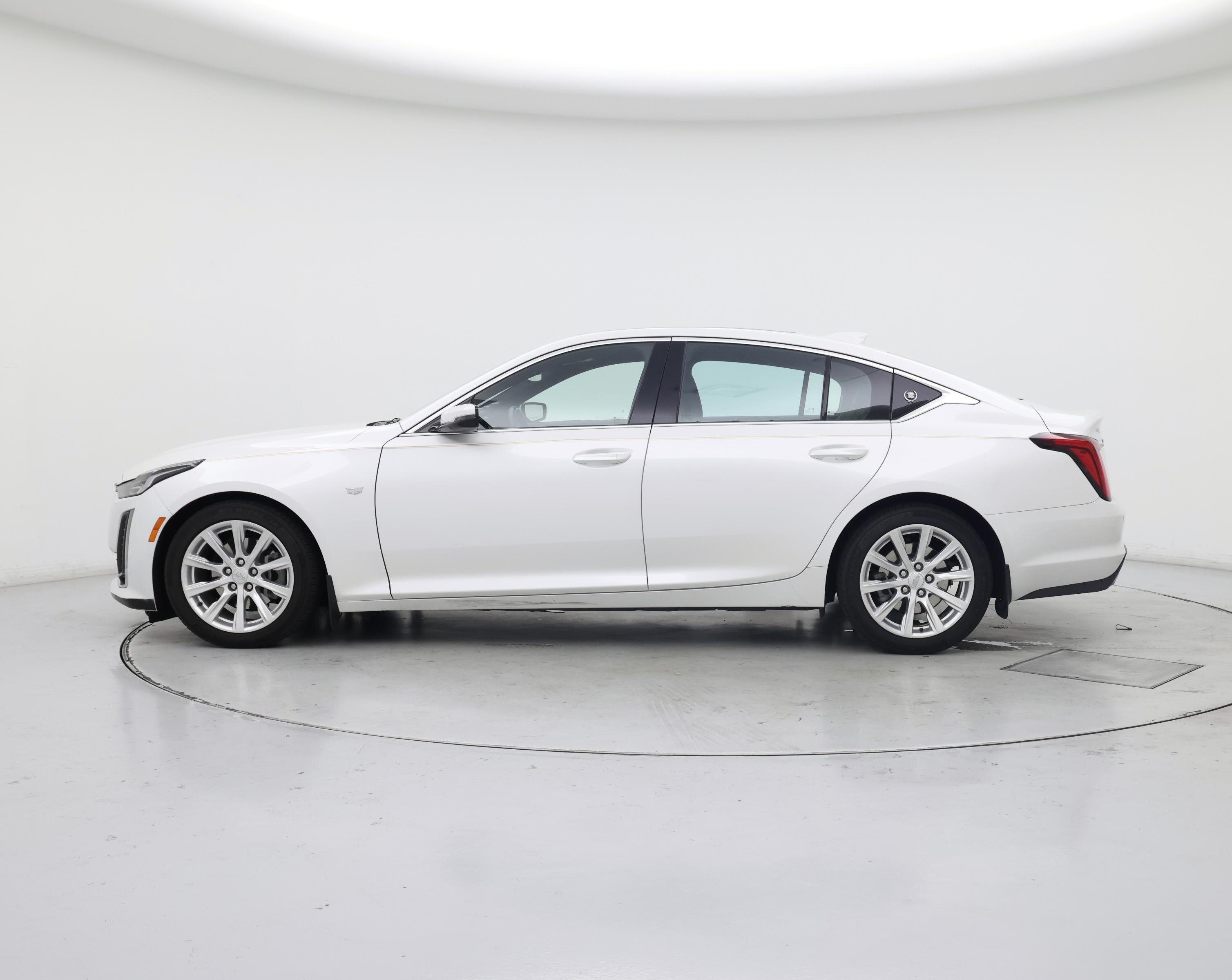 Thumbnail: 2023 Cadillac CT5 - 3